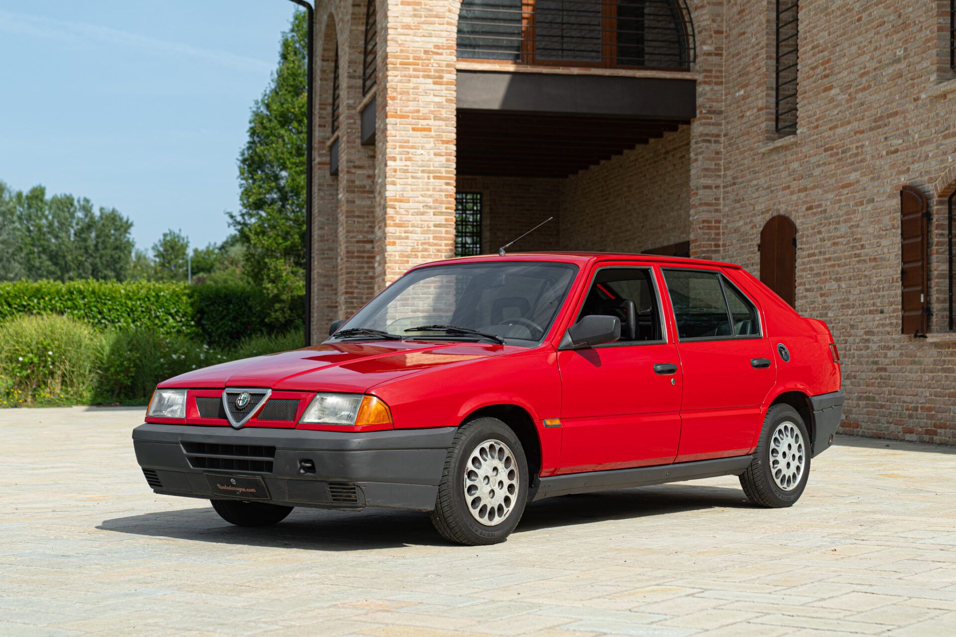 1991 Alfa Romeo 33, foto 1