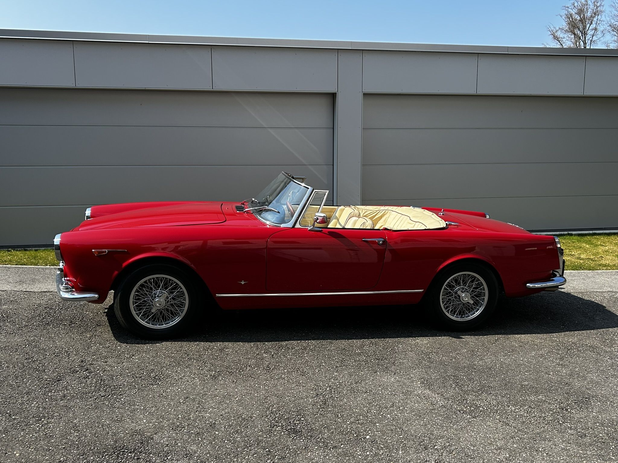 1964 Alfa Romeo 2600 Spider, foto 2