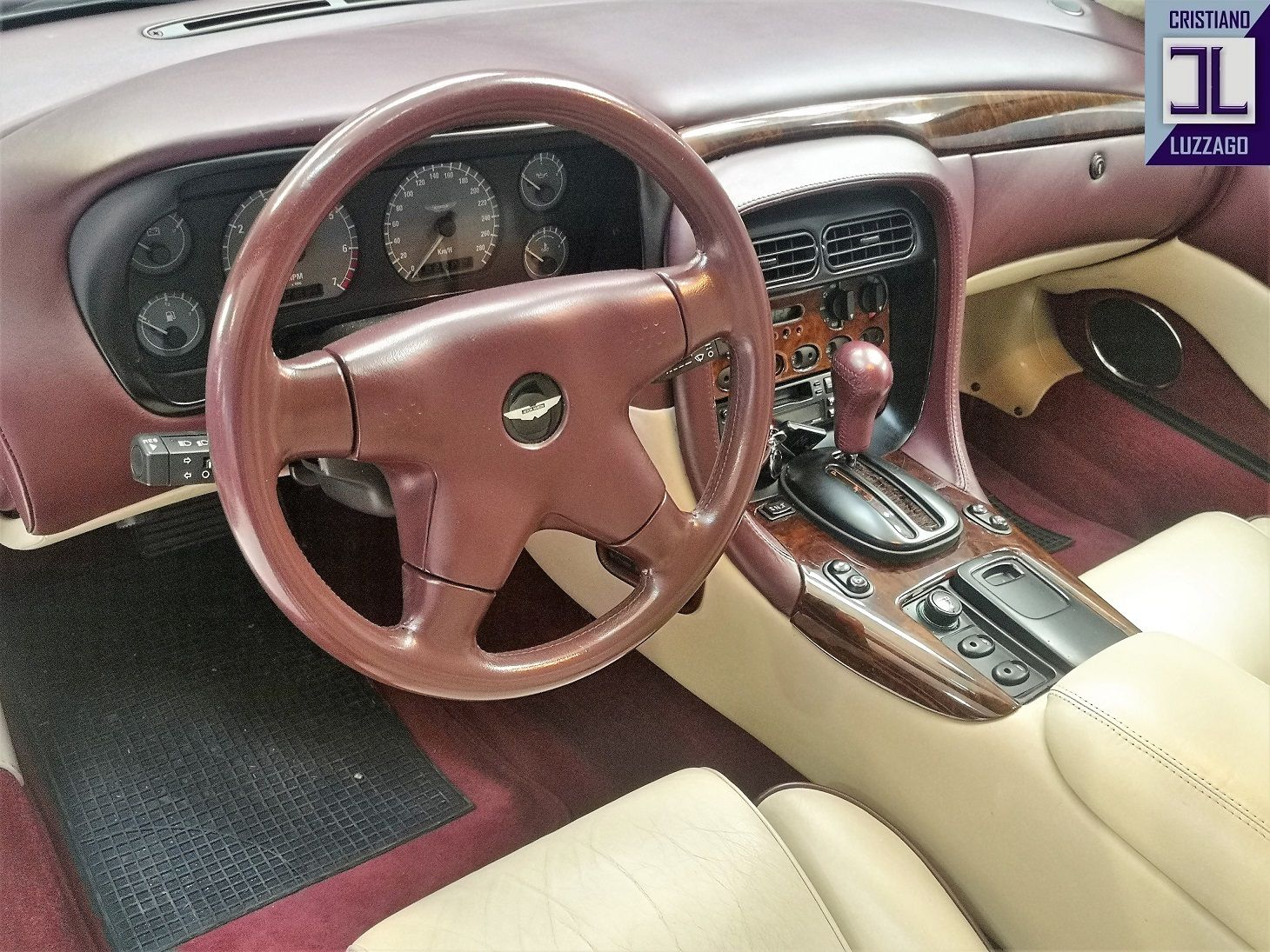1995 ASTON MARTIN DB7 €42.800, foto 6