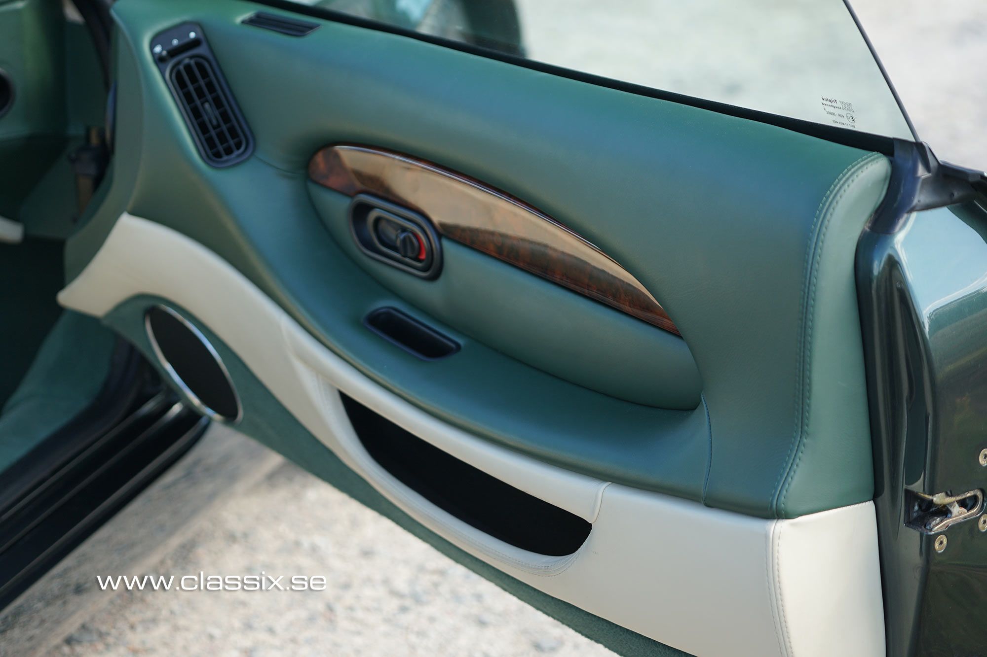 2000 Aston Martin DB7, foto 11