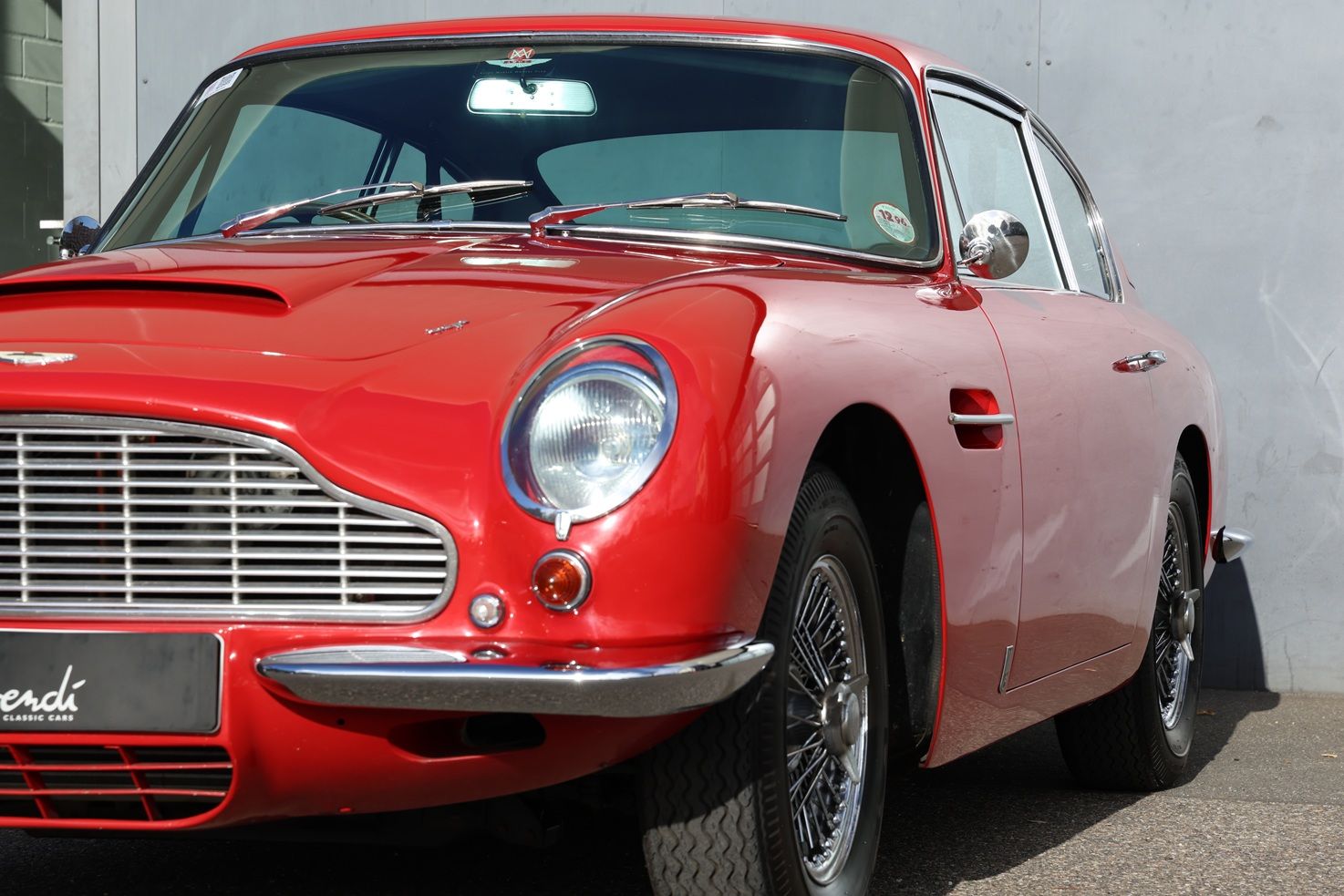 Aston Martin DB6 Saloon RHD, foto 12
