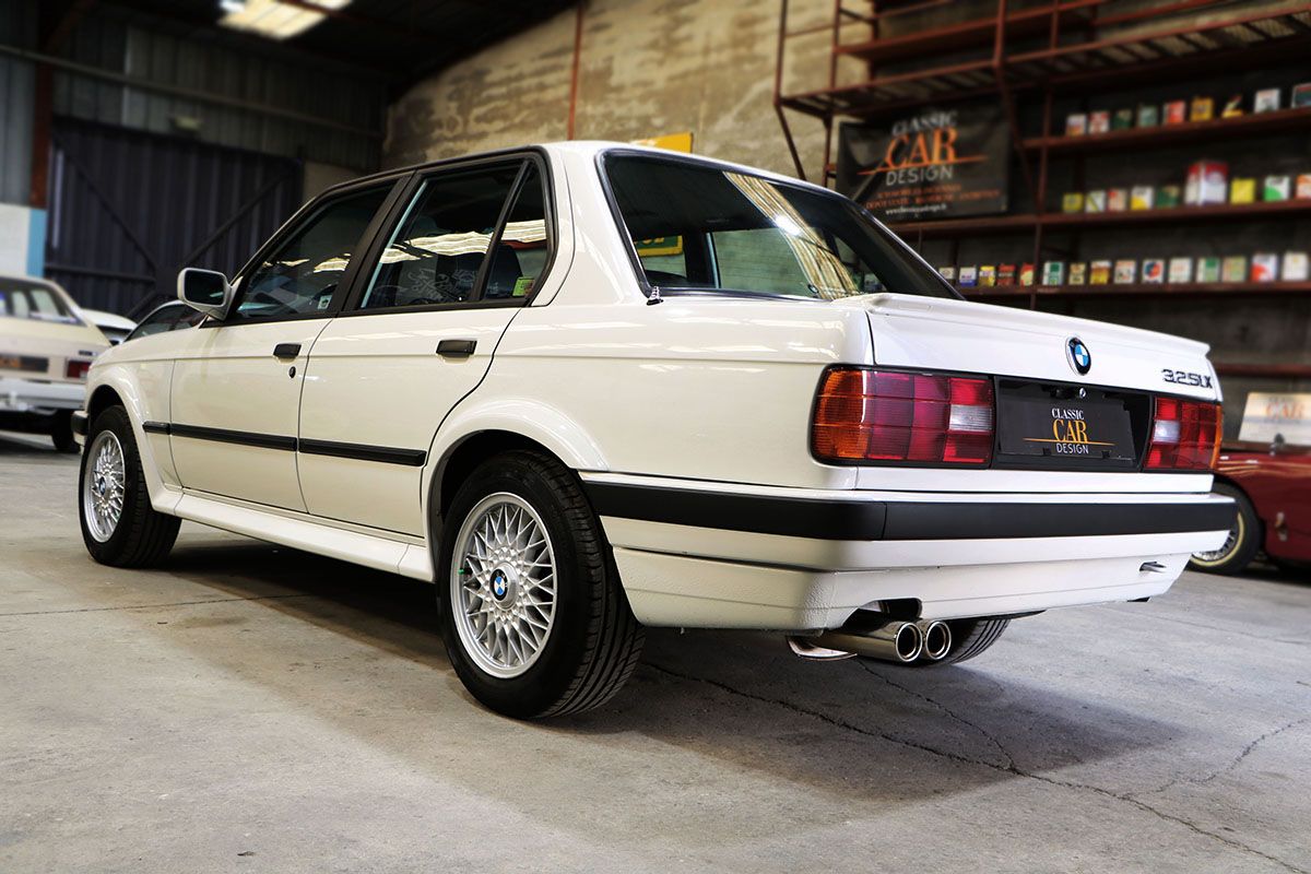 1990 BMW 3 Series E30 (1984 - 1991) 325ix Saloon, foto 4