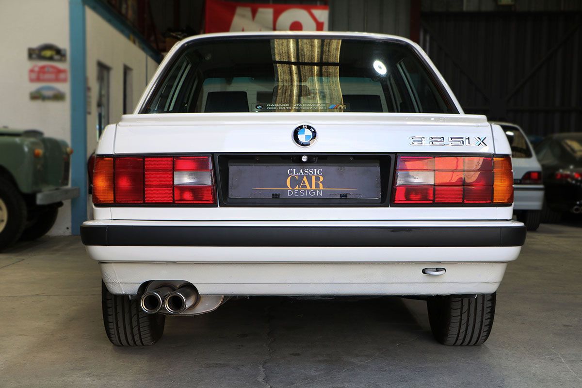 1990 BMW 3 Series E30 (1984 - 1991) 325ix Saloon, foto 5
