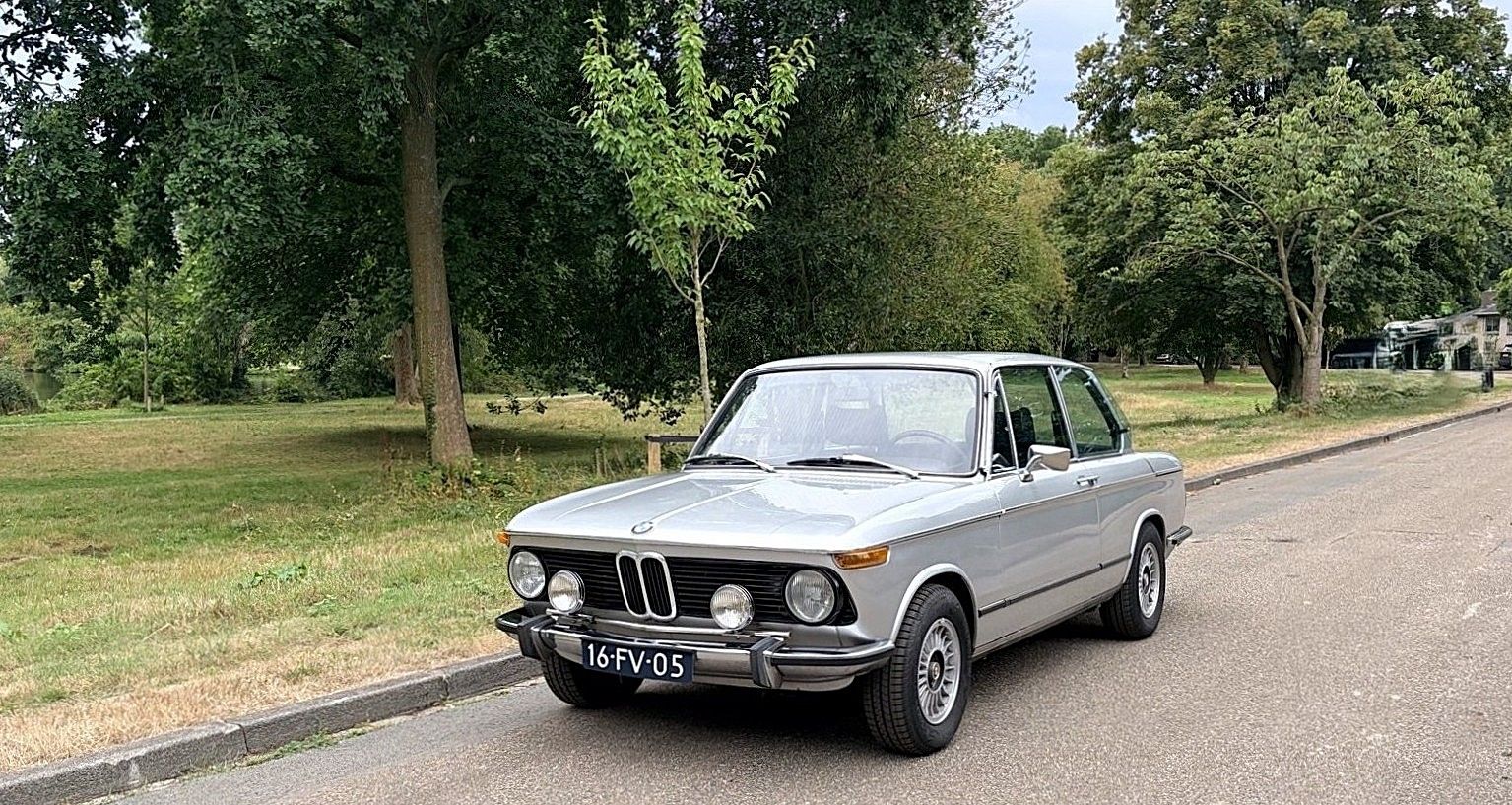 BMW 02 Series 2002 LUXUS Restored 22years 1 Owner., foto 1
