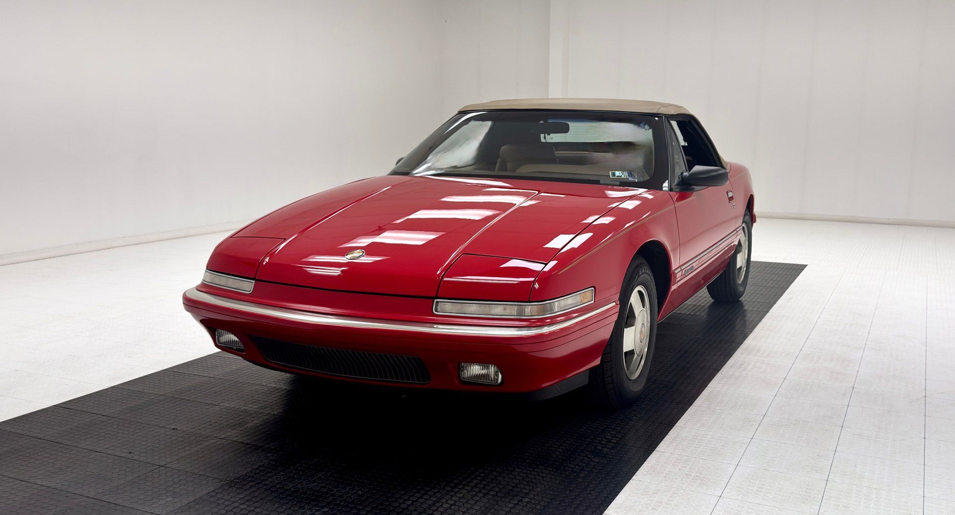 1990 Buick Reatta Convertible, foto 1