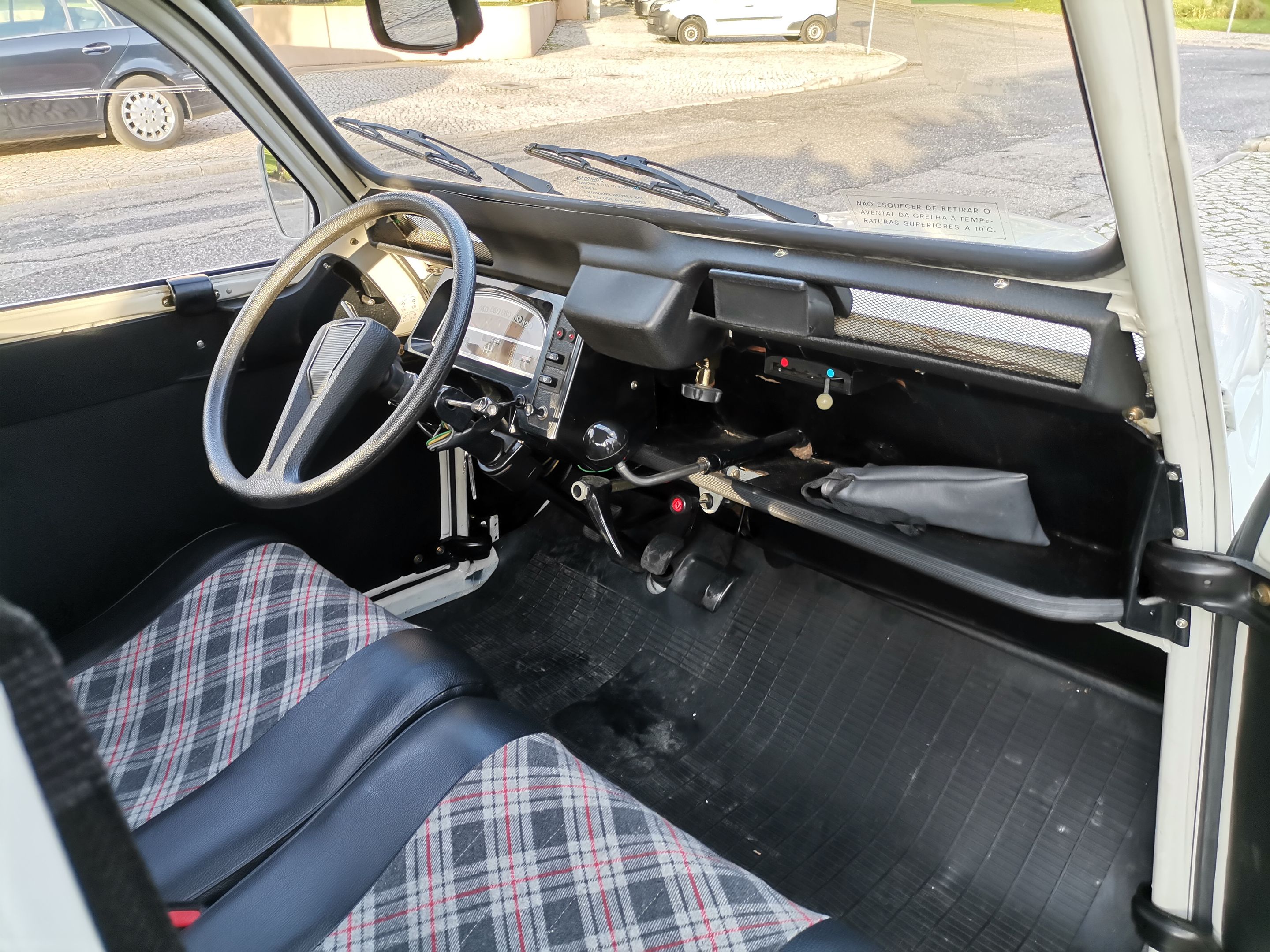 CITROEN 2CV WITH ONLY 700 KMS !!!, foto 9