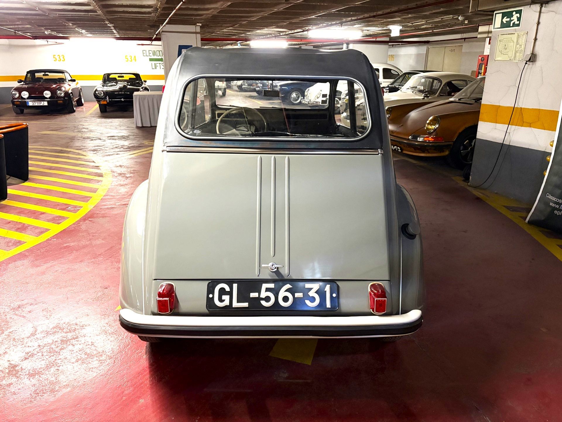 1966 Citroen 2CV 4 Hatchback, foto 3