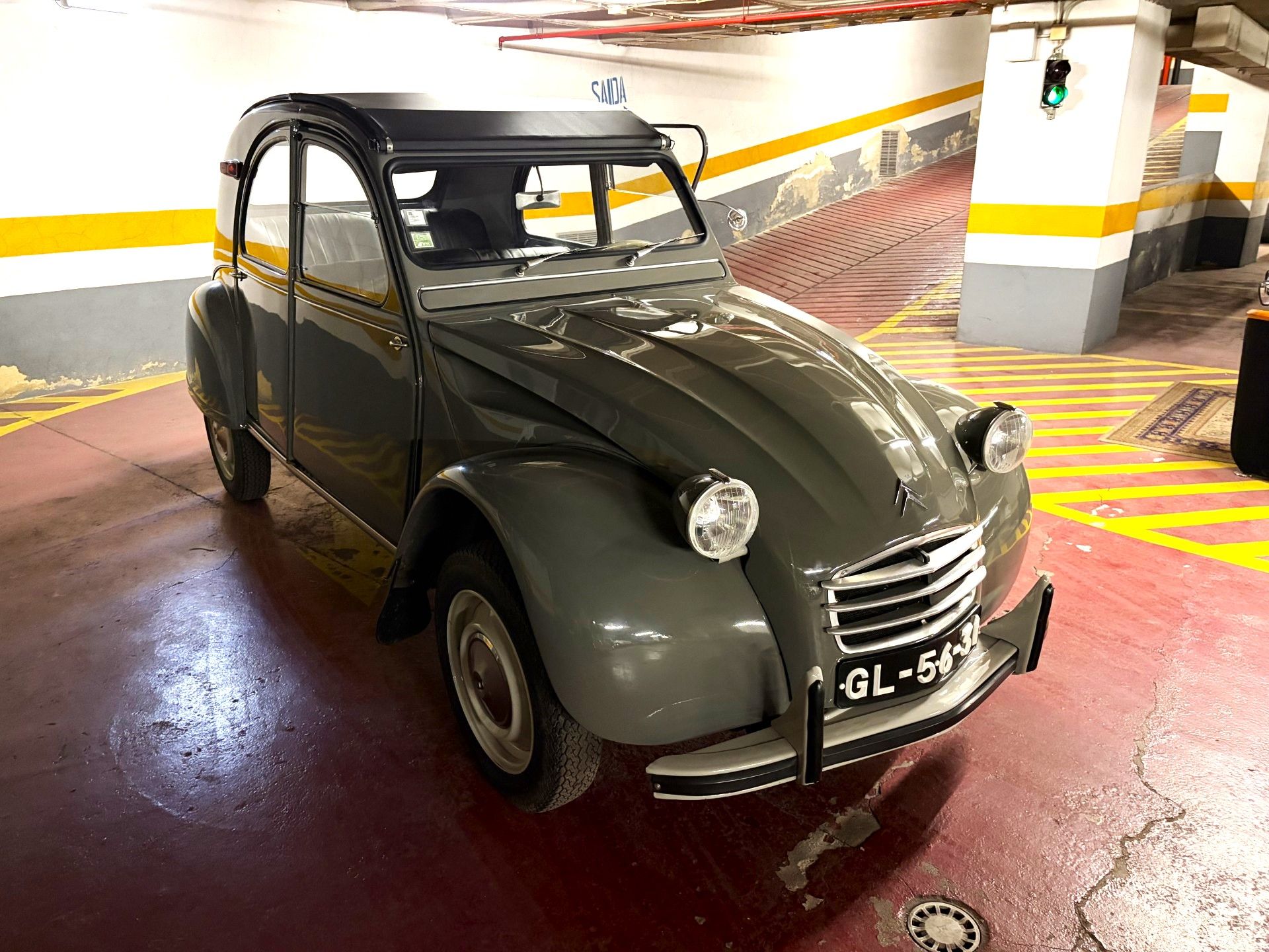 1966 Citroen 2CV 4 Hatchback, foto 4