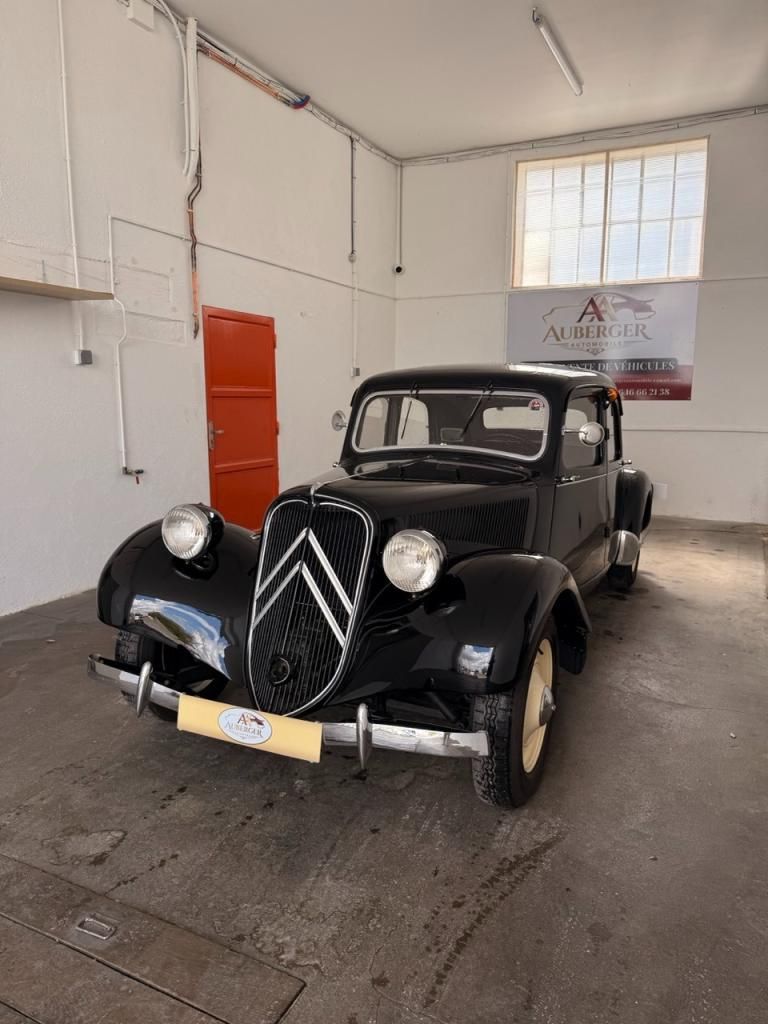 1949 Citroen Traction Avant, foto 1