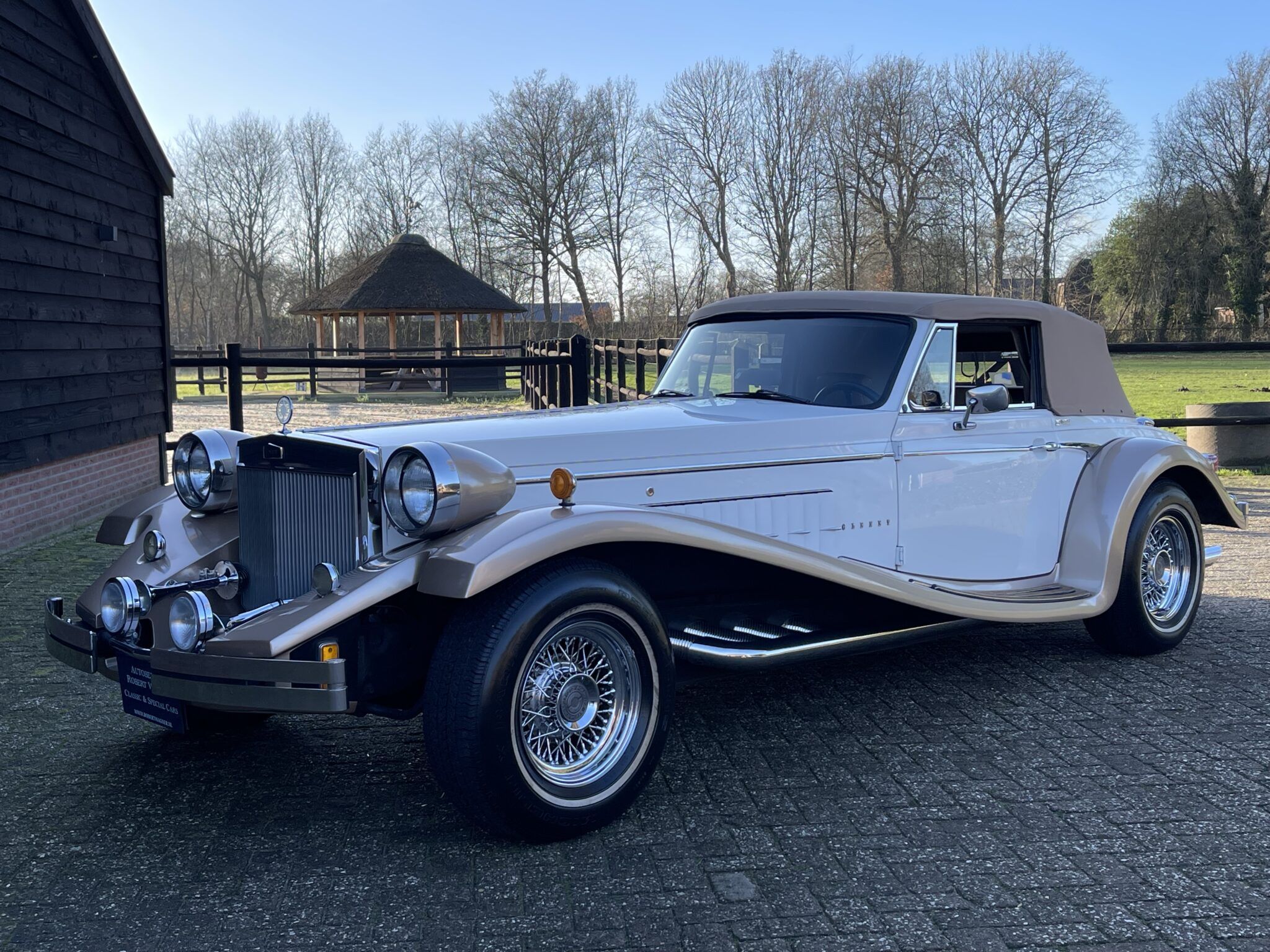 Clenet Series III Asha Roadster with only 21k miles from new, foto 1