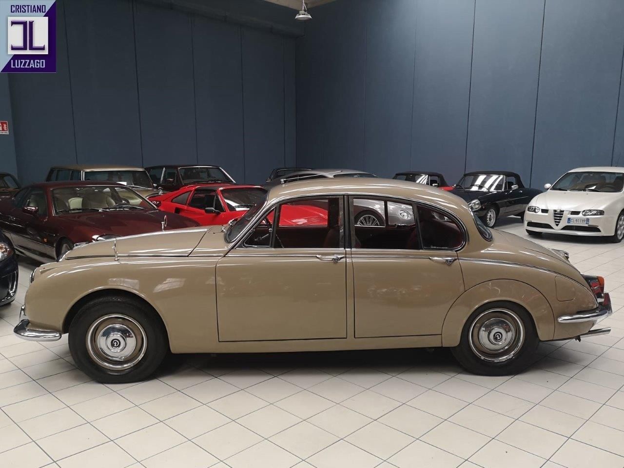 1969 DAIMLER 2500 V8 SALOON RHD, foto 2