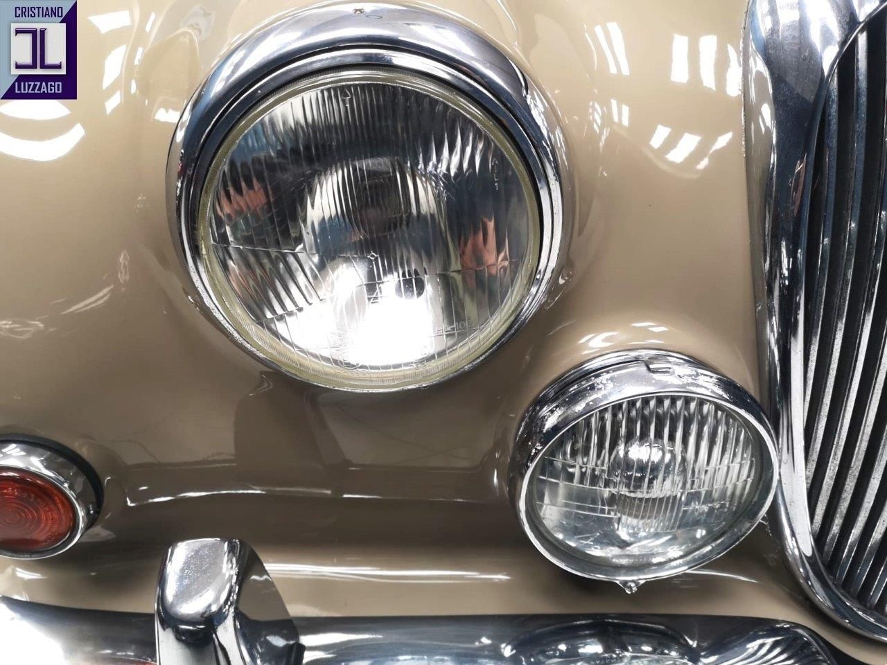 1969 DAIMLER 2500 V8 SALOON RHD, foto 10