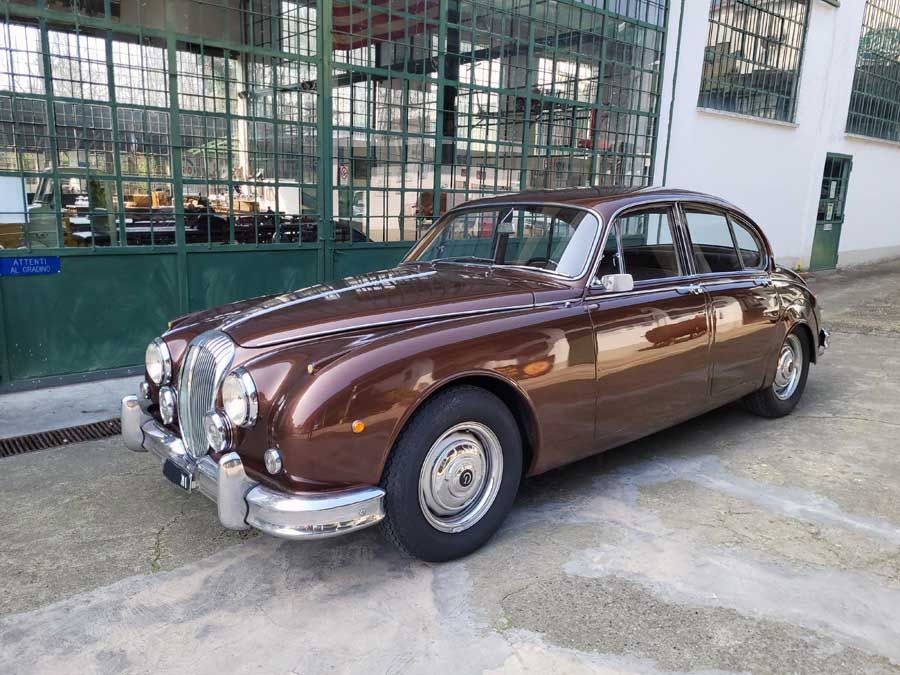 Daimler 2.5 V8 Saloon – 1964 - SUMMER PRICE, foto 1