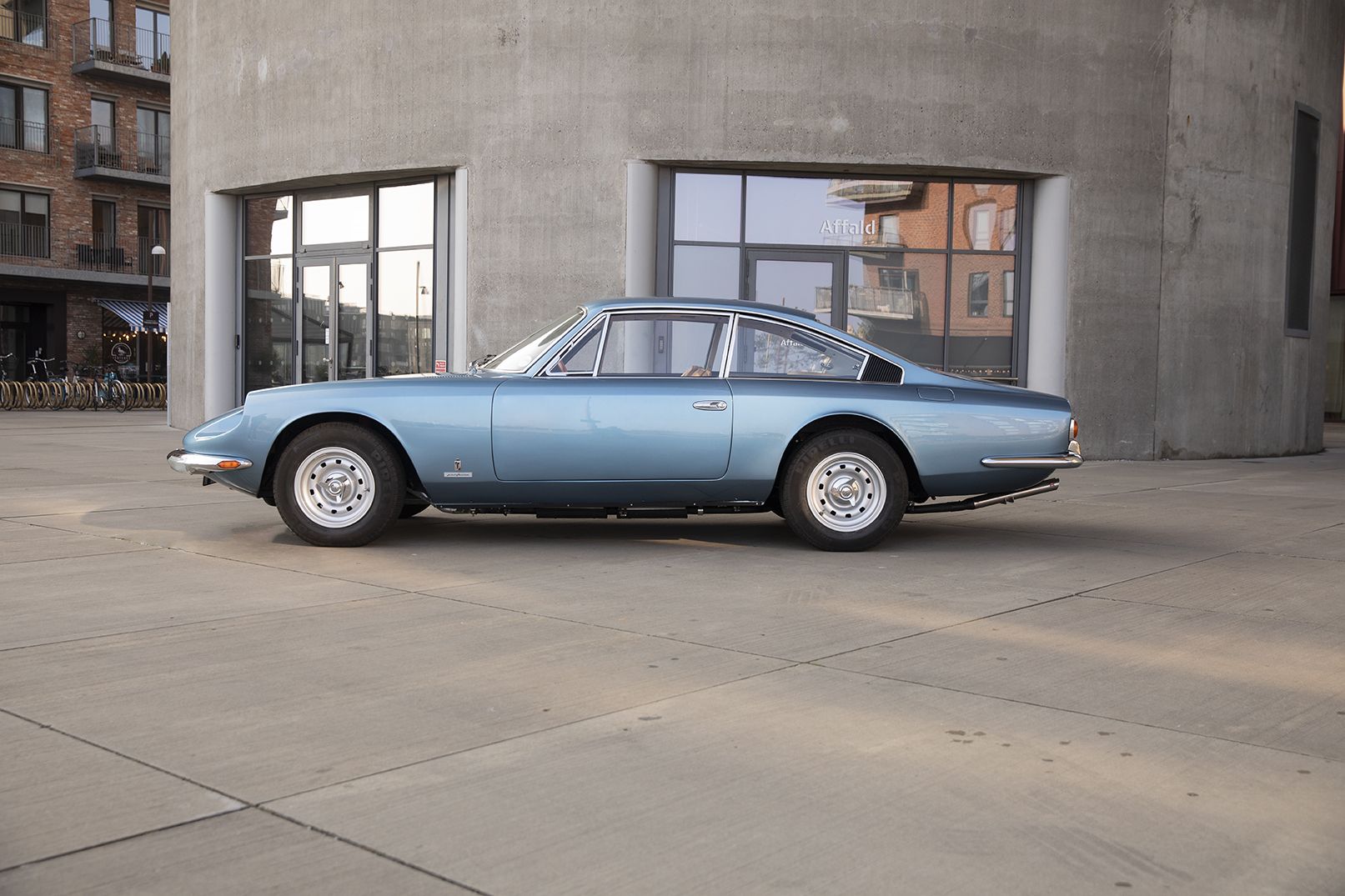 Ferrari 365GT 2+2. 28.000km from new. Perfect condition., foto 4