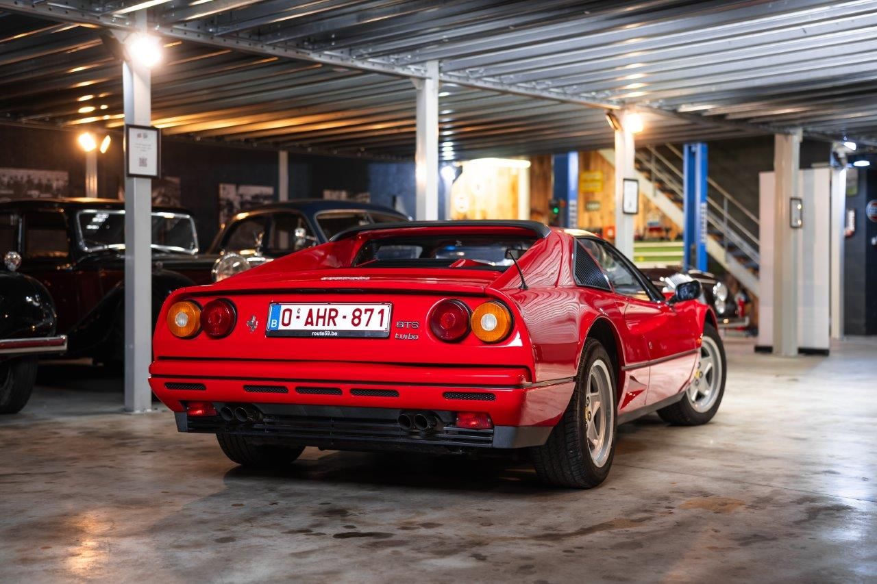 1987 Ferrari 328 GTS Turbo, foto 3