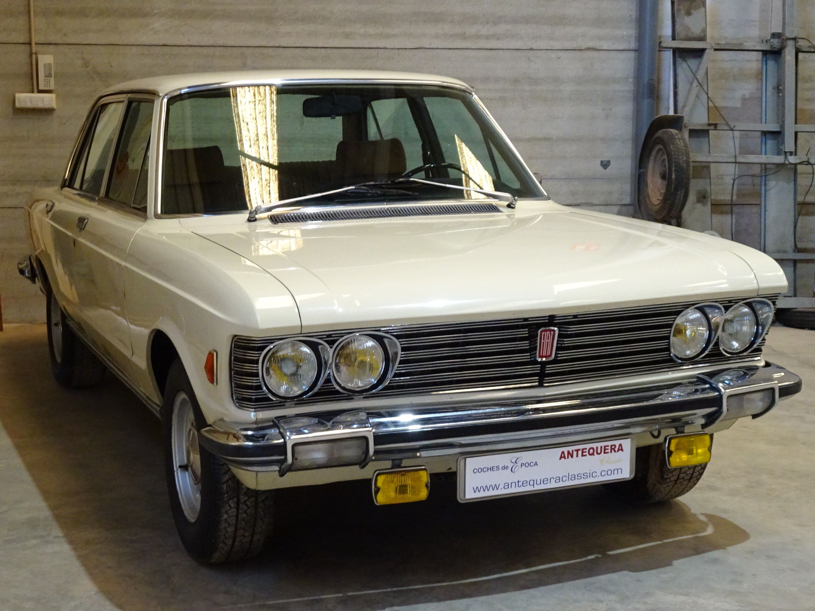 FIAT 130 3200 BERLINA - 1975, foto 1