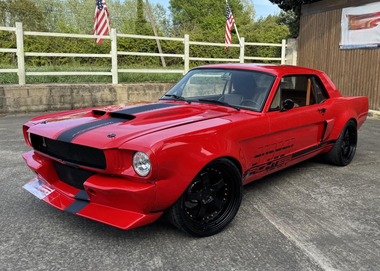 FORD Mustang COUPÉ GT RESTOMOD - 1966, foto 1