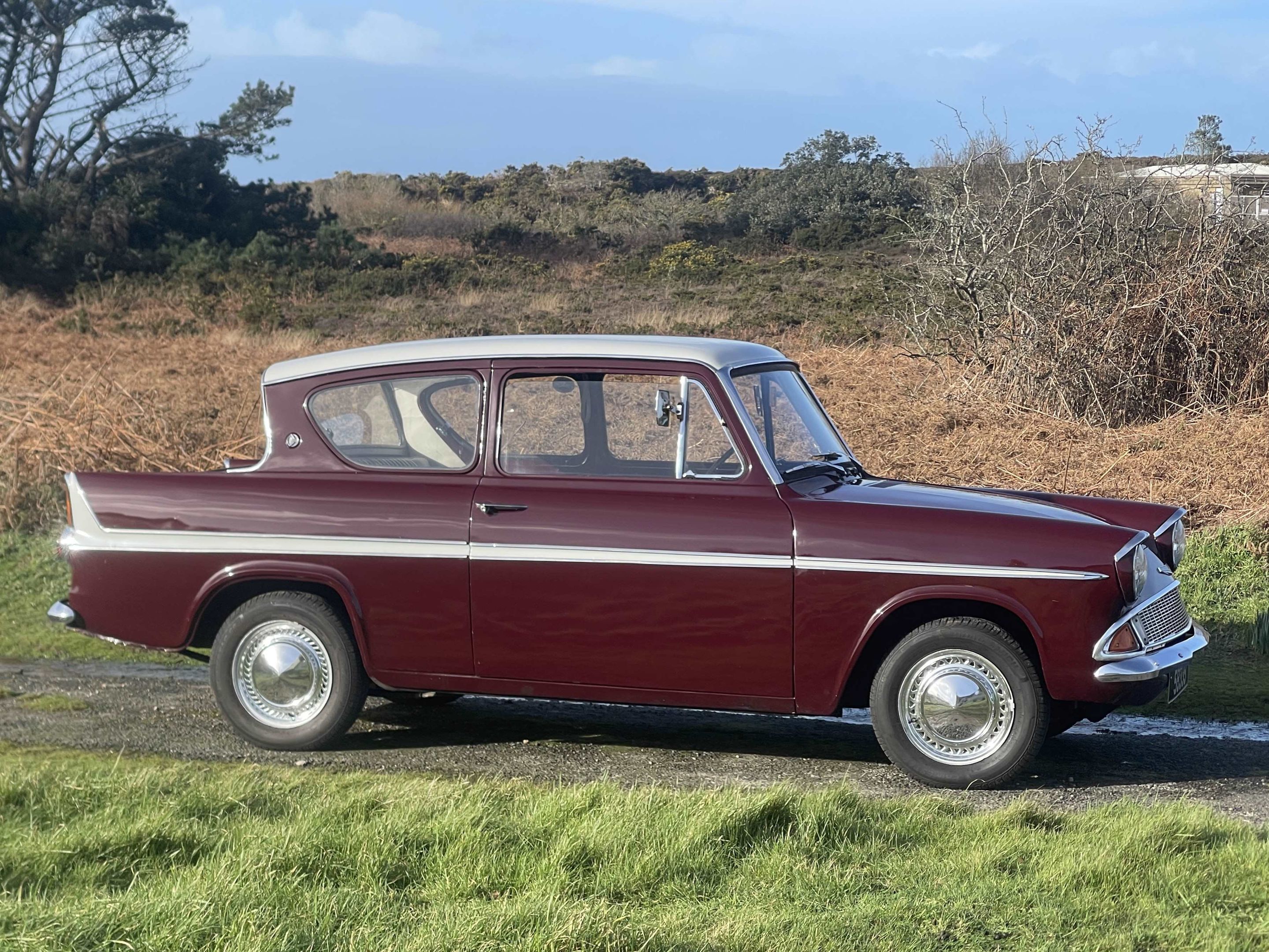 1966 Ford Anglia Super Saloon, foto 4