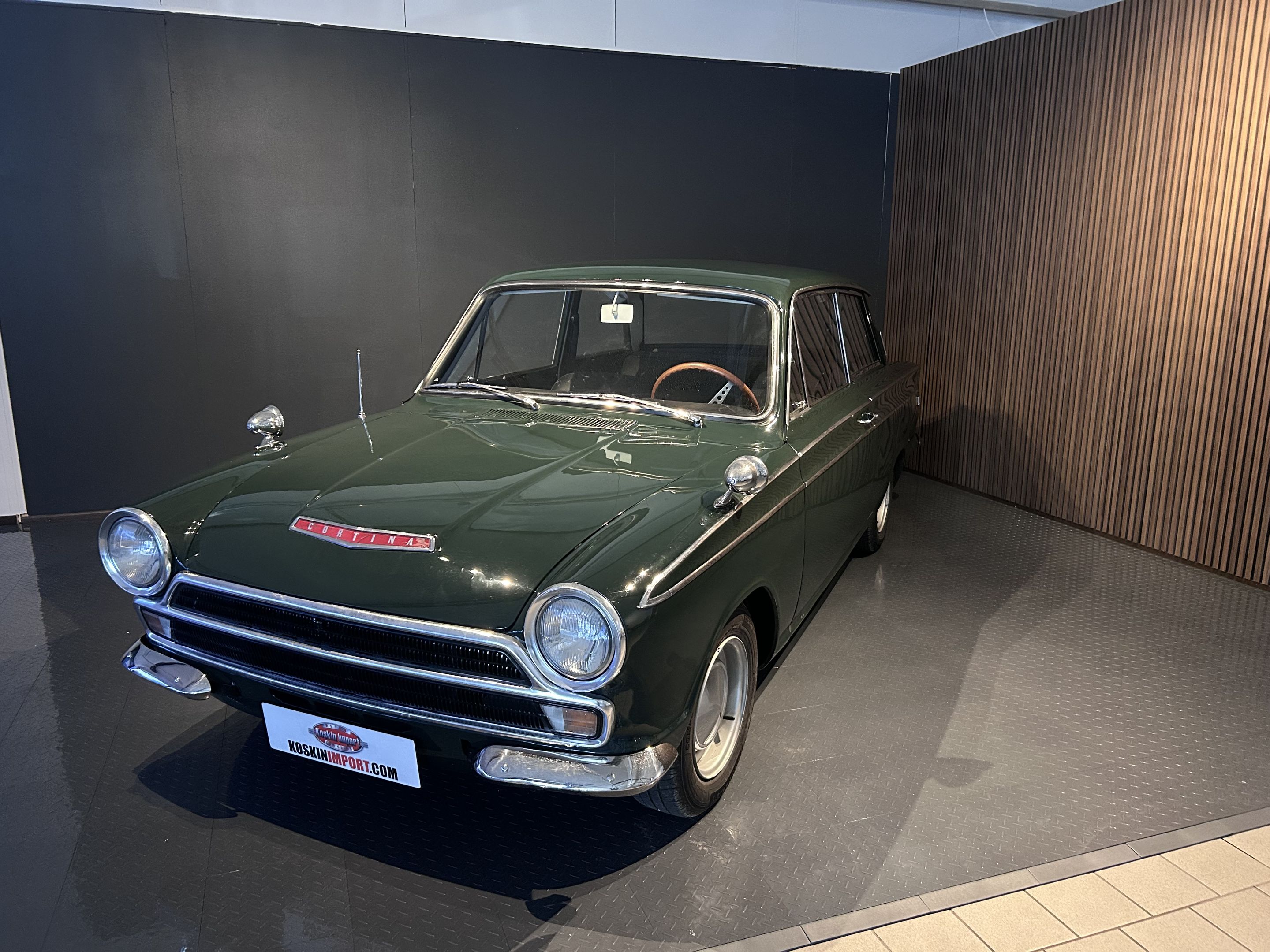 Ford Cortina 1500 GT, foto 2
