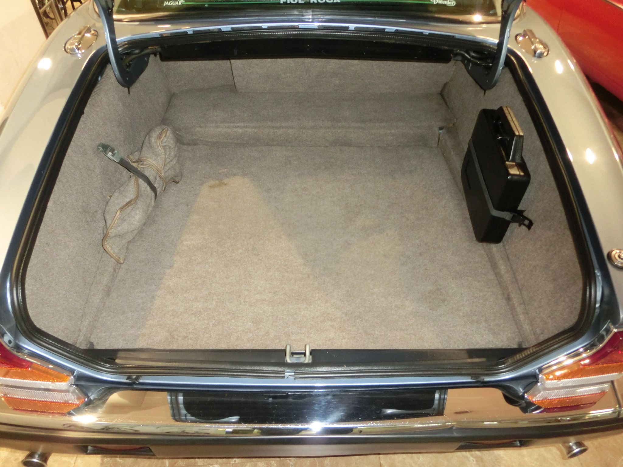 JAGUAR XJ SOVEREIGN 4.2 SERIES III - 1986, foto 8