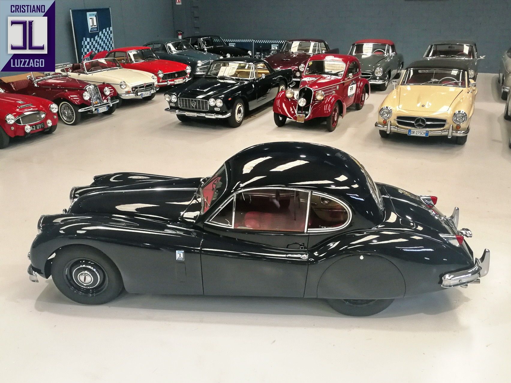 1956 JAGUAR XK 140 FHC RHD - ONE of 843 PRODUCED, foto 3