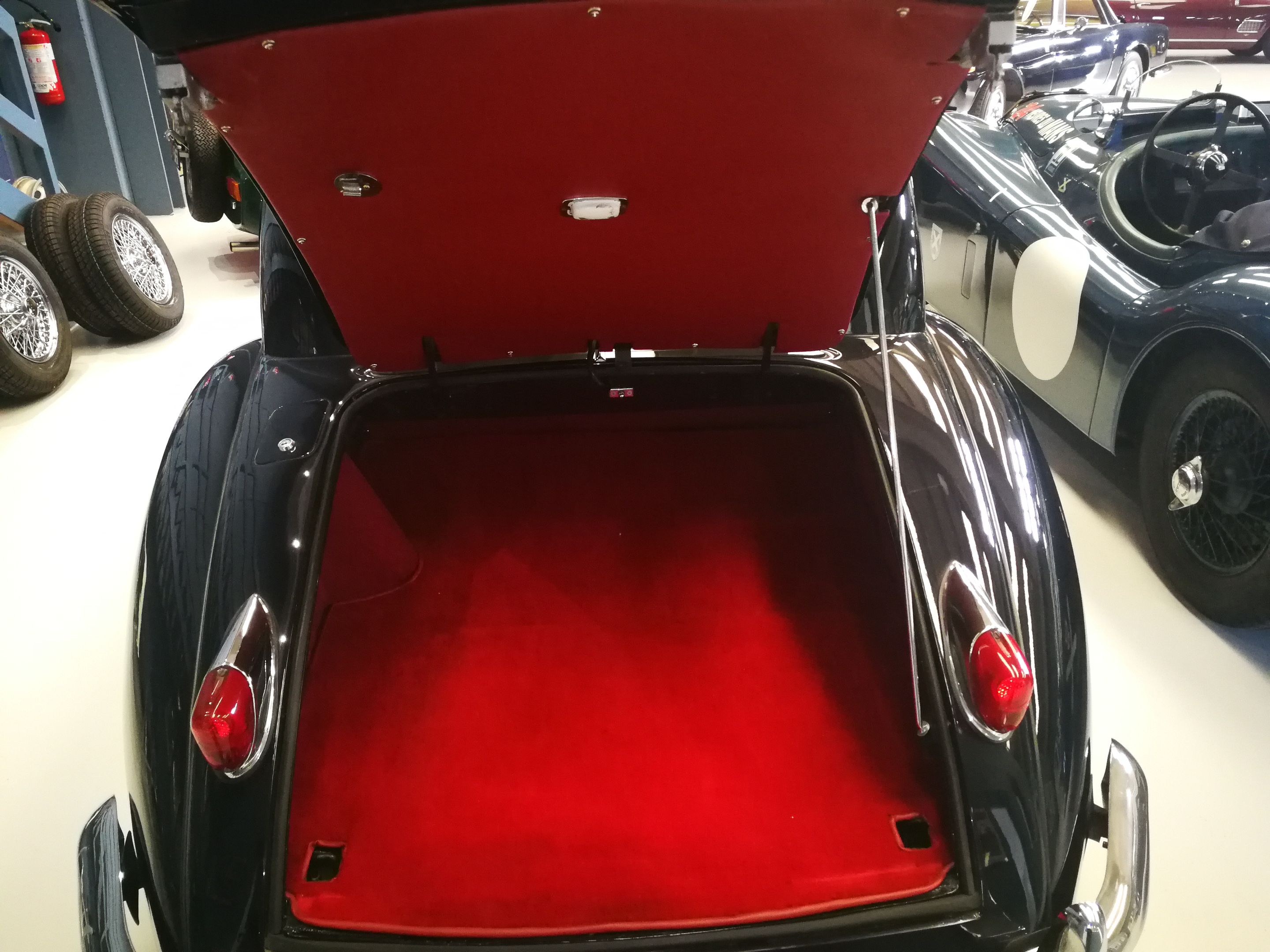 1956 JAGUAR XK 140 FHC RHD - ONE of 843 PRODUCED, foto 12