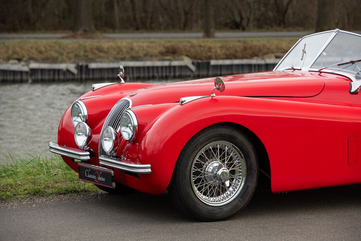 Fabulous Jaguar XK 120 Open-two-seater from 1951, foto 2