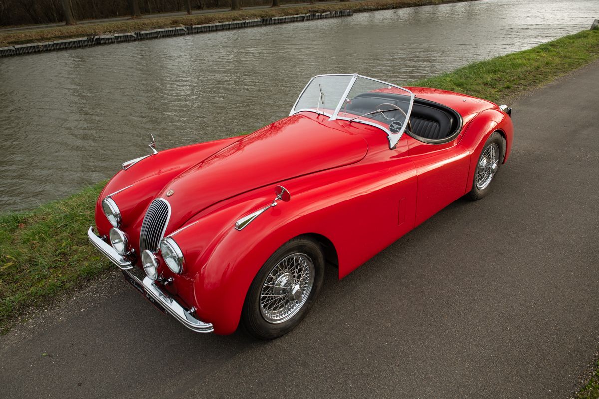 Fabulous Jaguar XK 120 Open-two-seater from 1951, foto 9