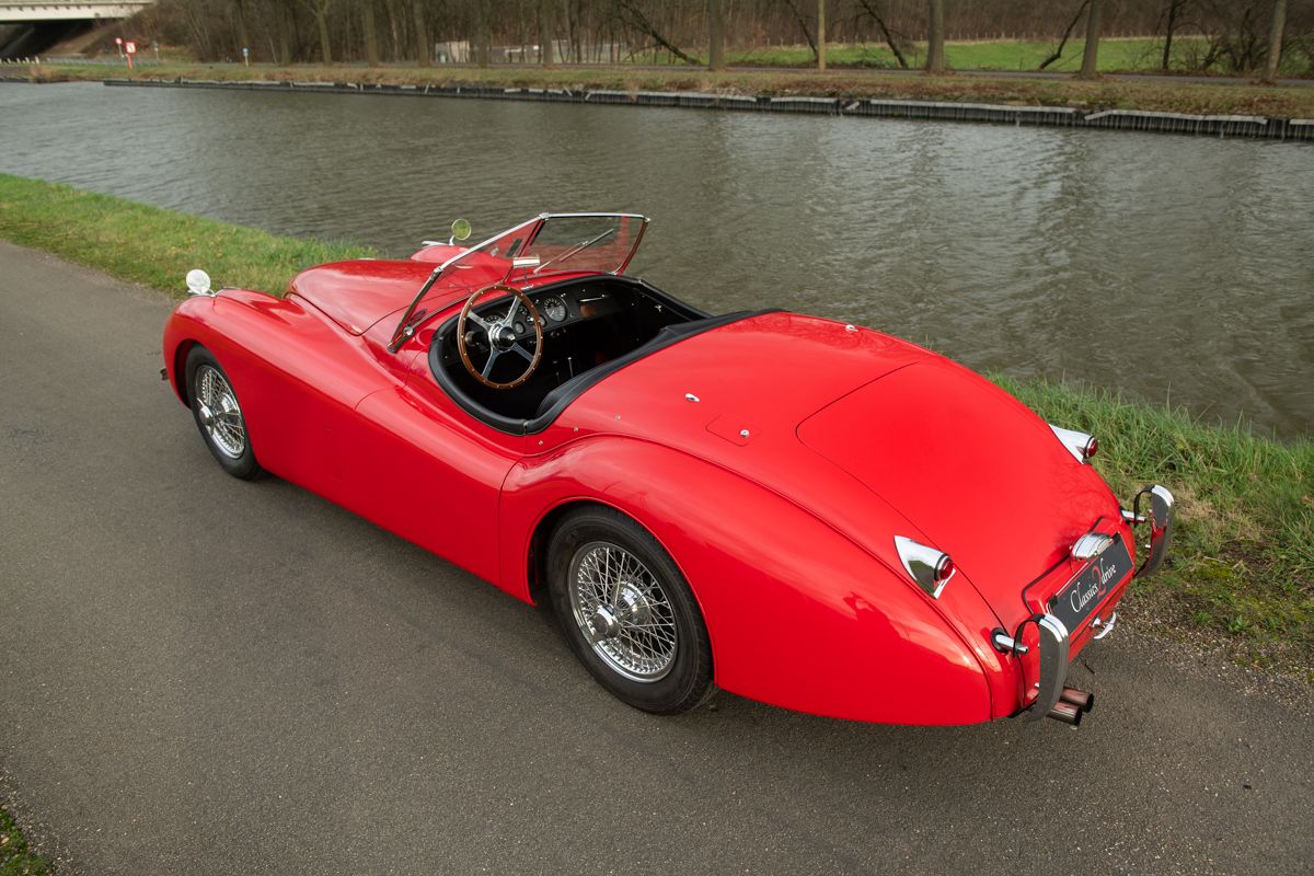 Fabulous Jaguar XK 120 Open-two-seater from 1951, foto 10