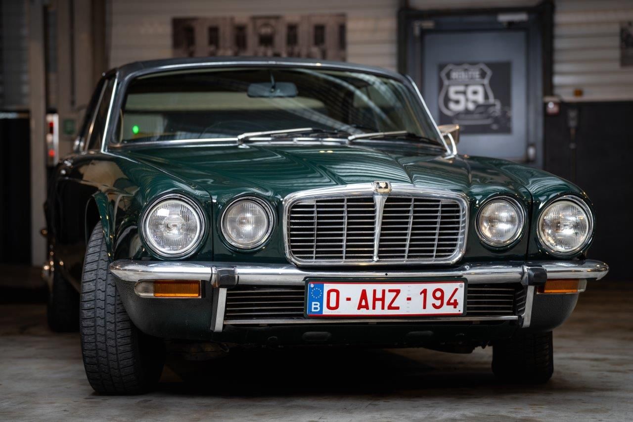 1977 Jaguar XJ Series 2 (1973 - 1979) XJ6C, foto 1