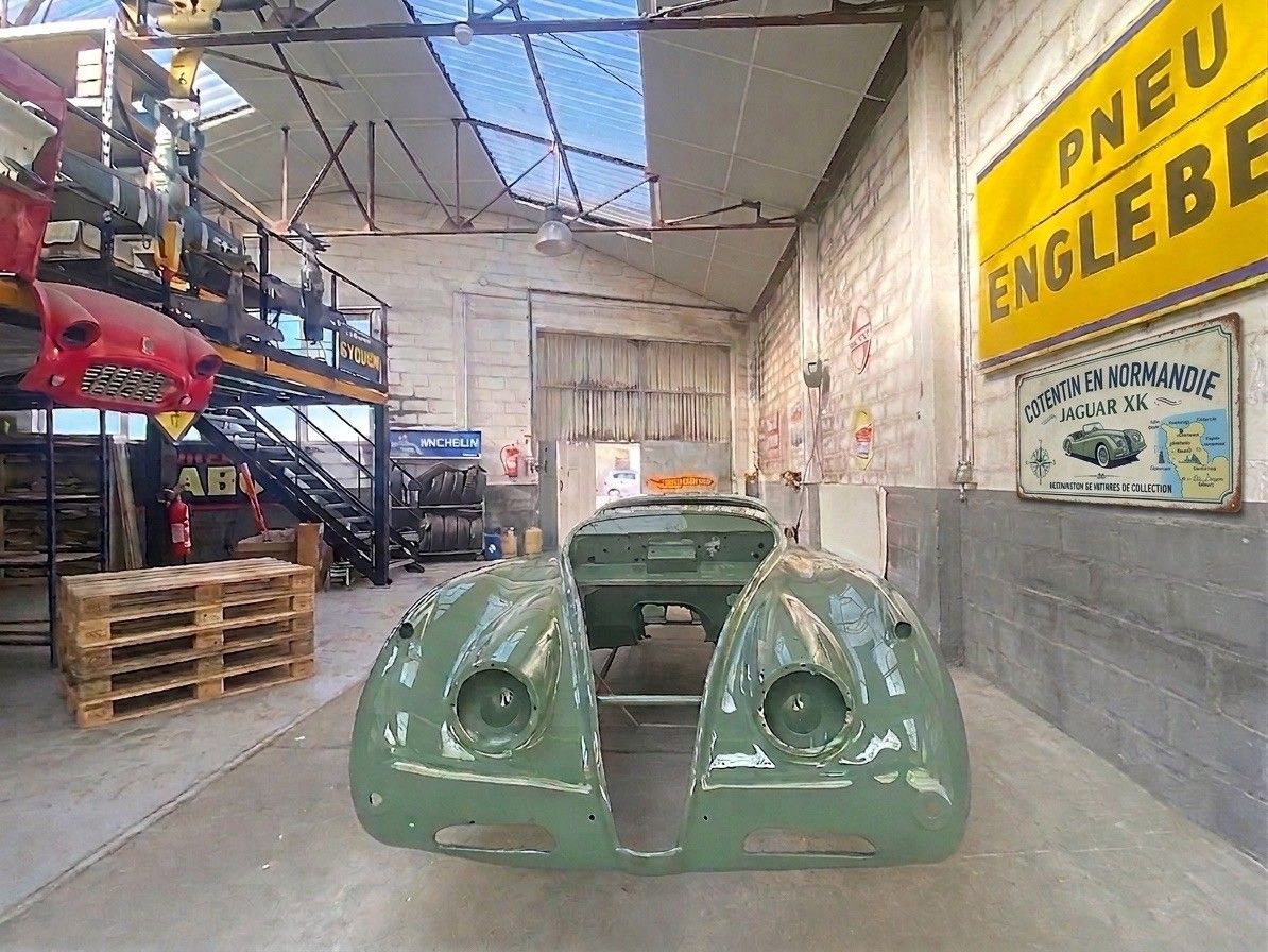 1954 JAGUAR XK140 OTS ROADSTER, foto 1