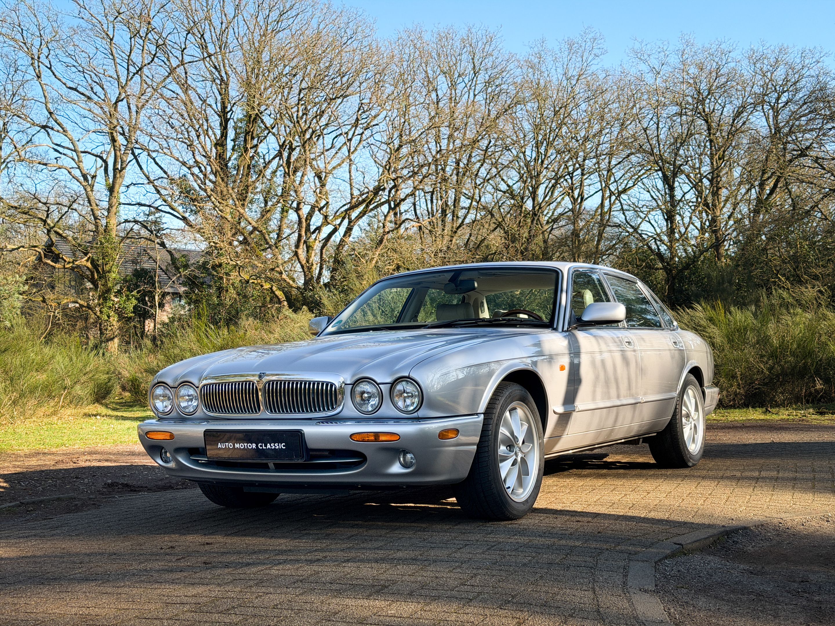 Jaguar XJ X308 XJ8 2001 | Platinum Silver | VAT INCLUDED, foto 1