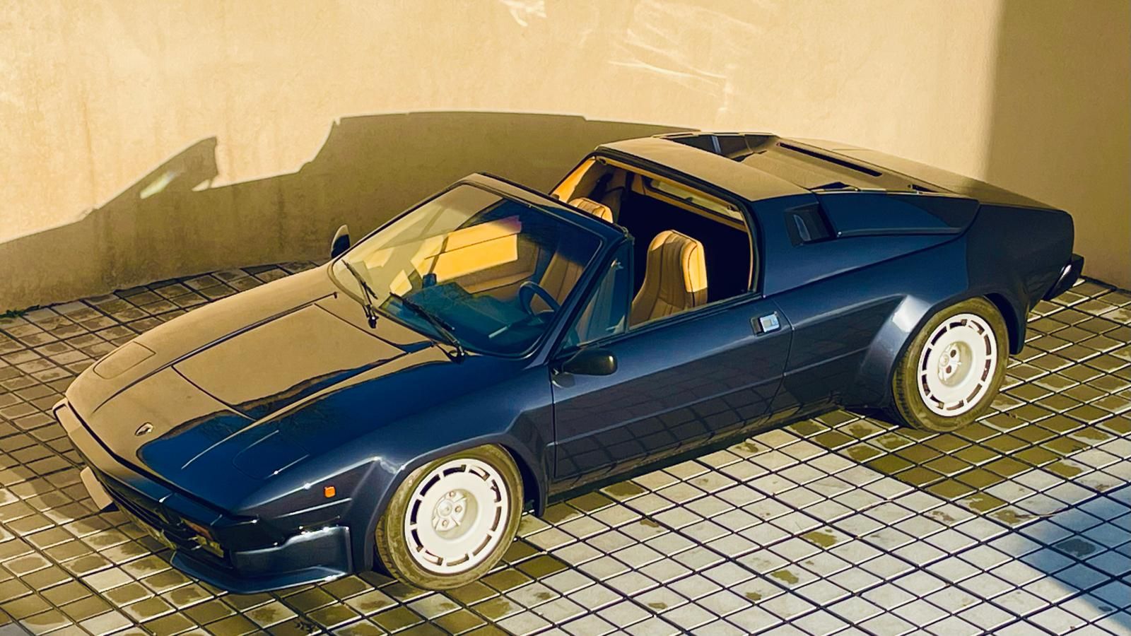 Lamborghini Jalpa P350 - Bleu Acapulco - Française, foto 1