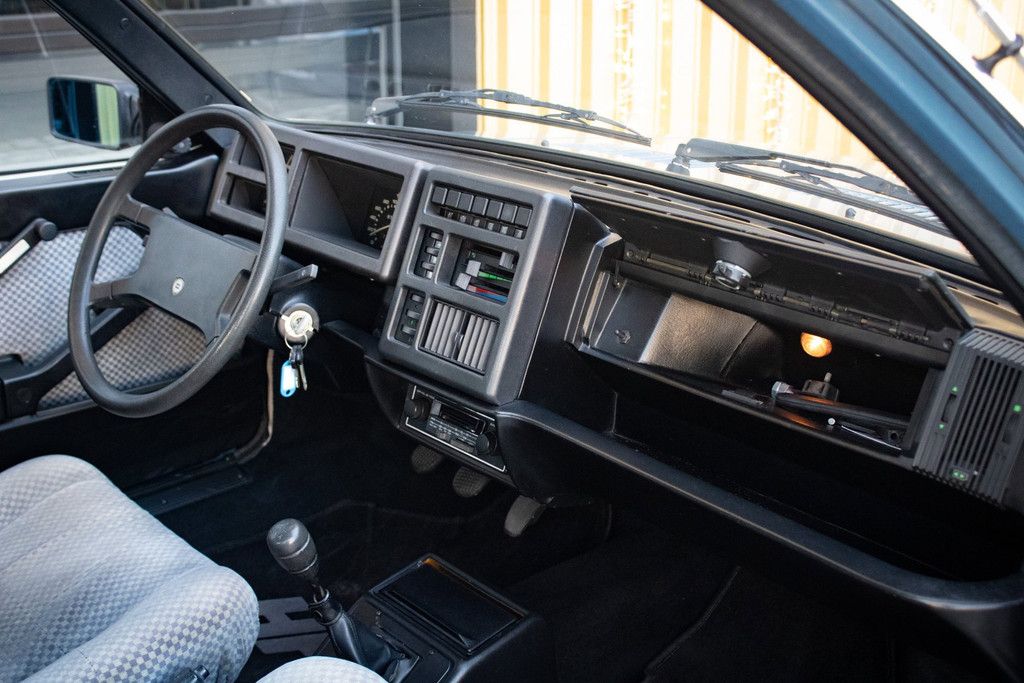 1983 Lancia Delta 1.3 5-speed | 1983 | 83.501 km | Originele, foto 4
