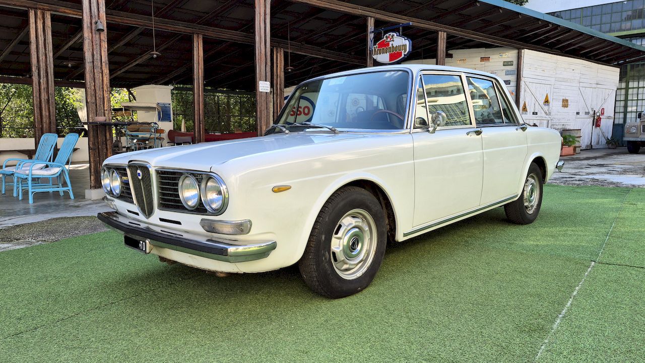 Lancia 2000 i.e. Berlina – 1972 - SUMMER PRICE, foto 1