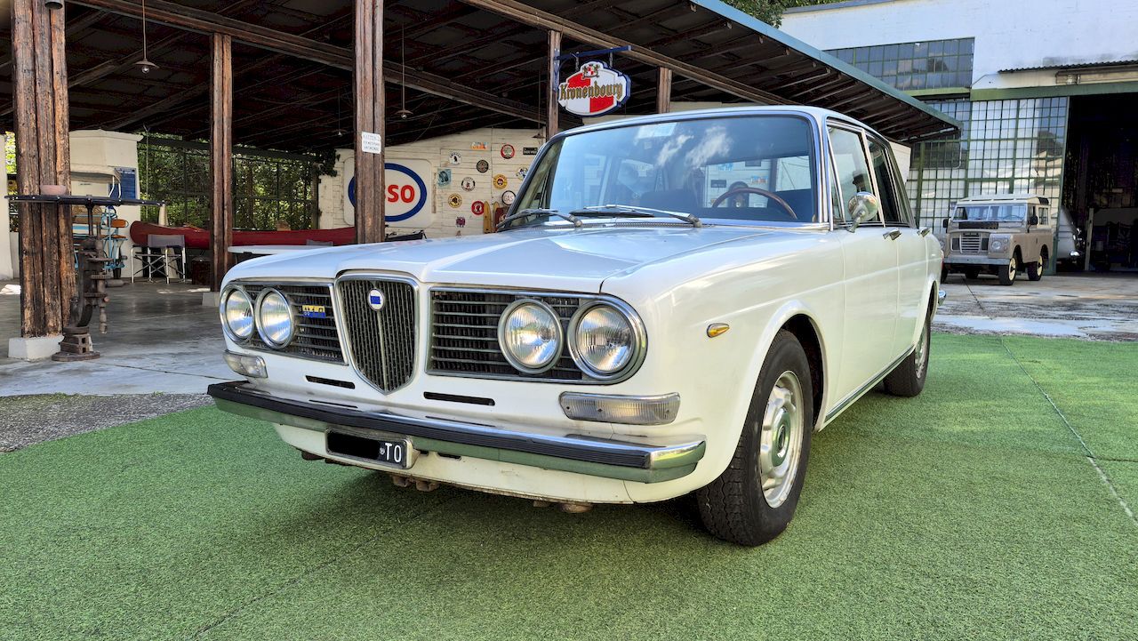Lancia 2000 i.e. Berlina – 1972 - SUMMER PRICE, foto 6