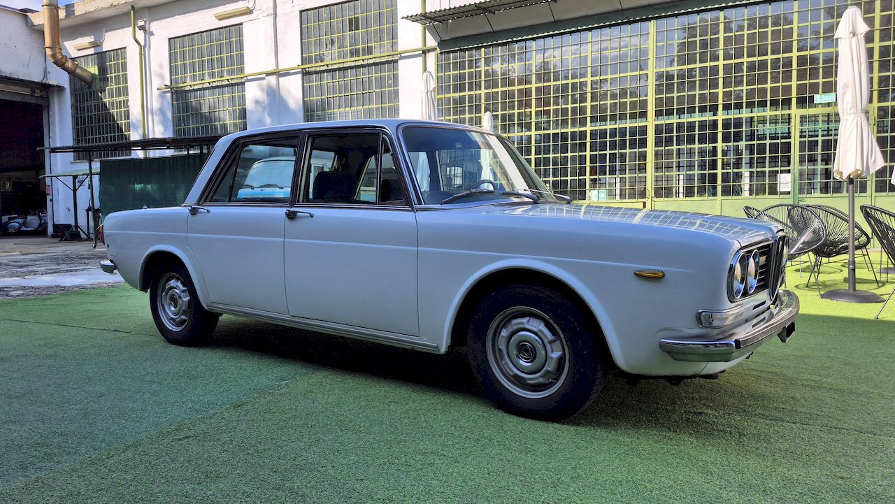 Lancia 2000 i.e. Berlina – 1972 - SUMMER PRICE, foto 10