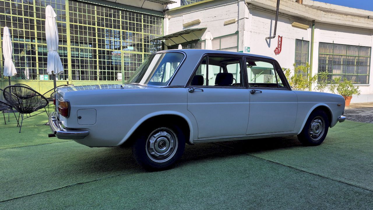 Lancia 2000 i.e. Berlina – 1972 - SUMMER PRICE, foto 12