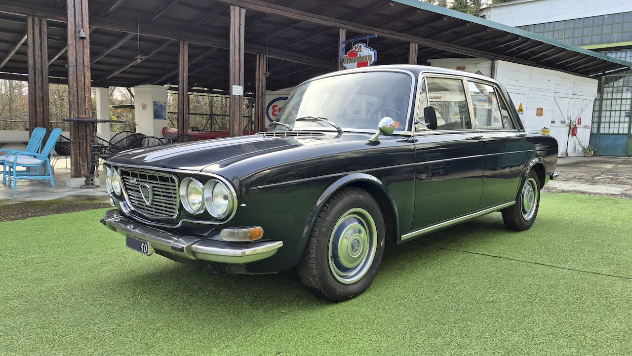 Lancia Flavia Berlina 2000 LX – 1970 - SUMMER PRICE, foto 1