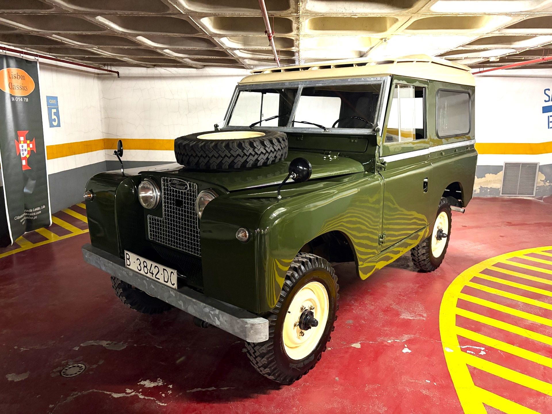 1961 Land Rover Series 2 88 Santana, foto 1
