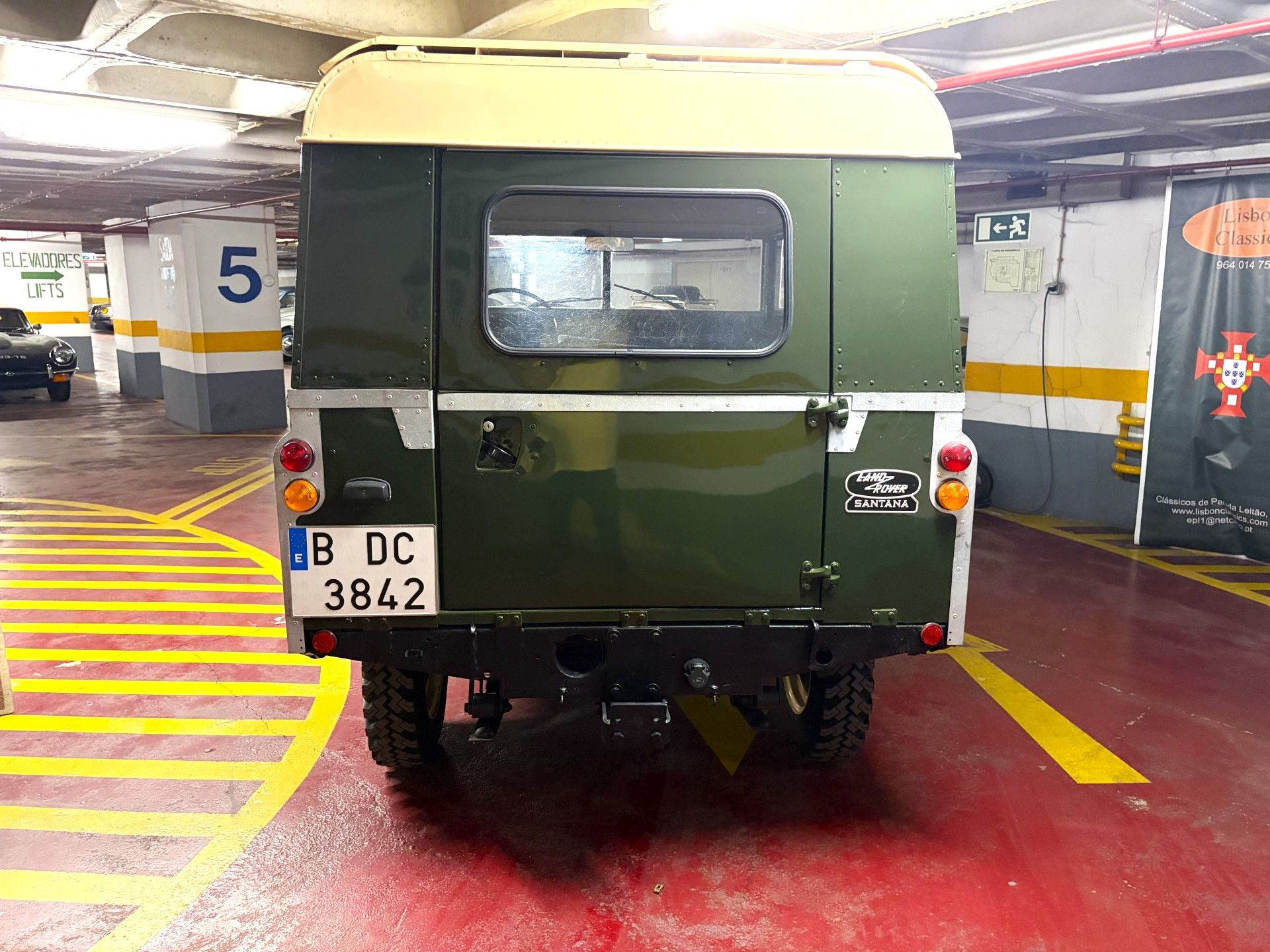 1961 Land Rover Series 2 88 Santana, foto 6