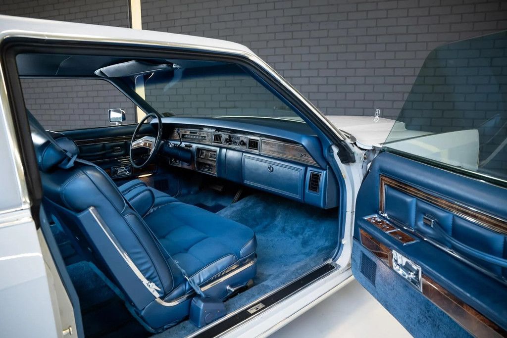 1977 Lincoln Continental Coupe (1 owner, original paint), foto 8
