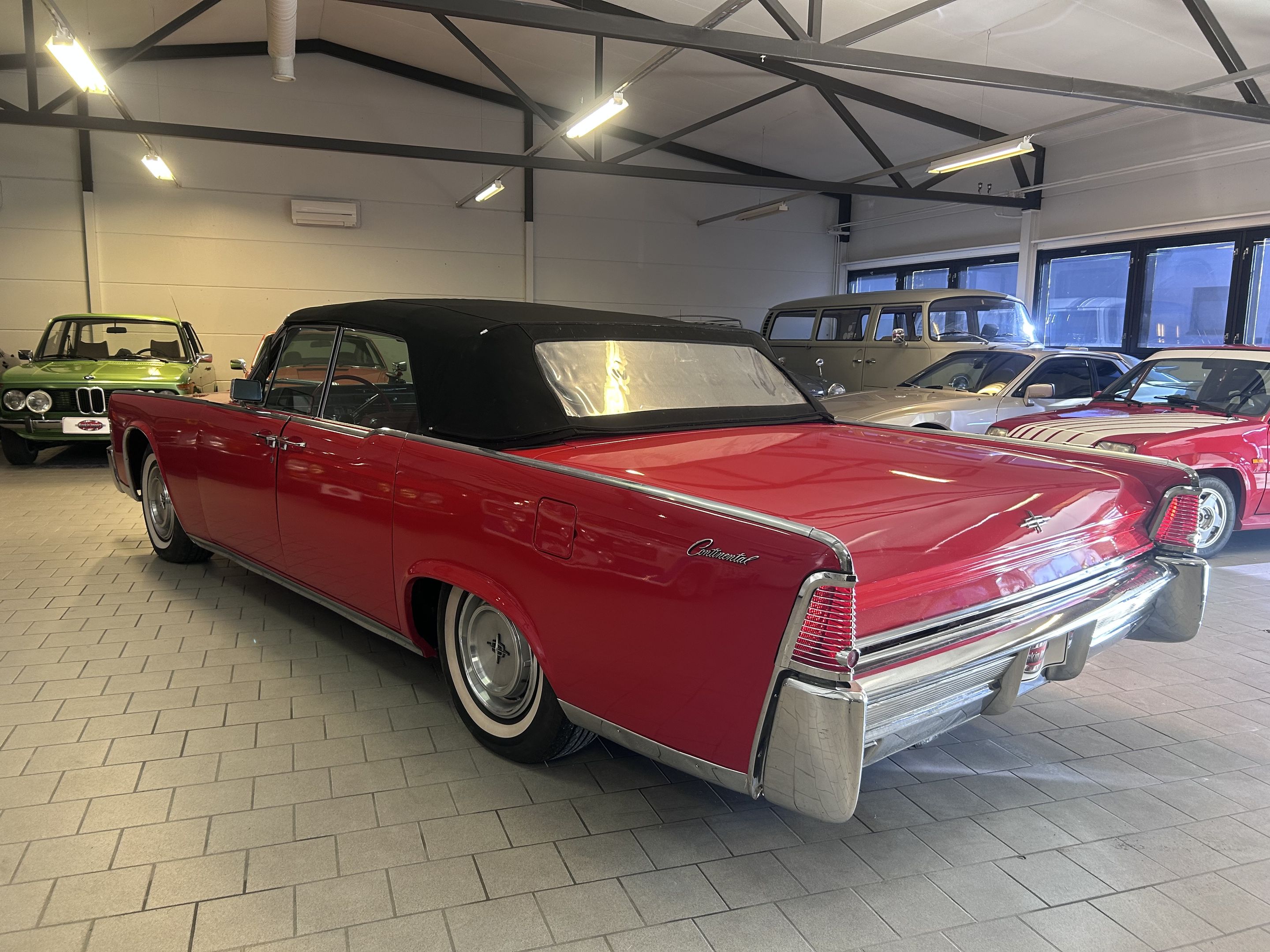 Lincoln Continental 4-Door Convertible, foto 3