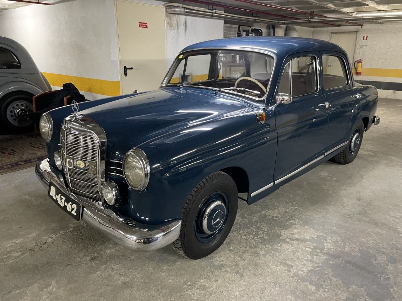 Mercedes-Benz 180 D Ponton, foto 1