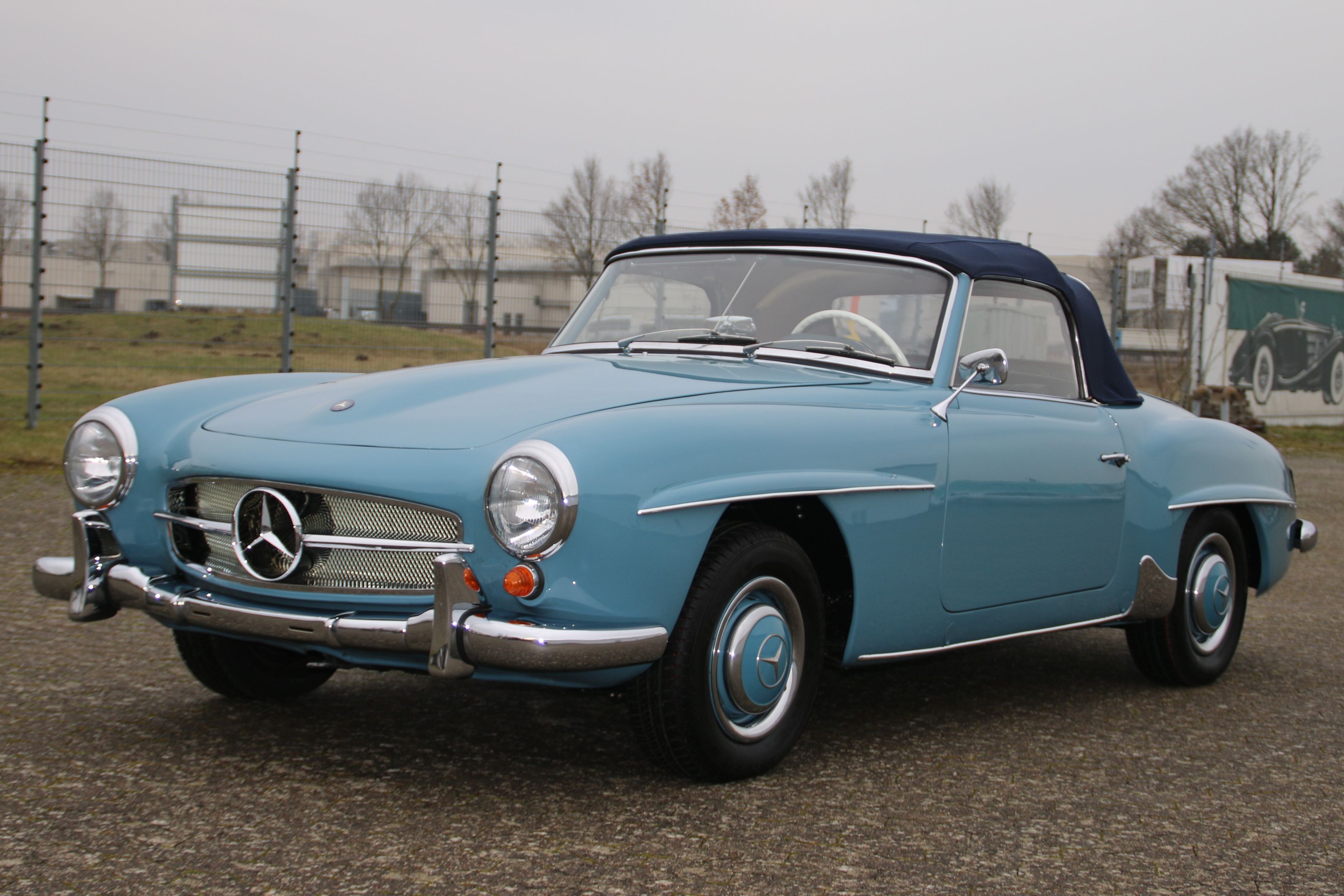 1961 Mercedes-Benz 190 SL (W121, B2) - Nut & Bolt Restoratio, foto 1