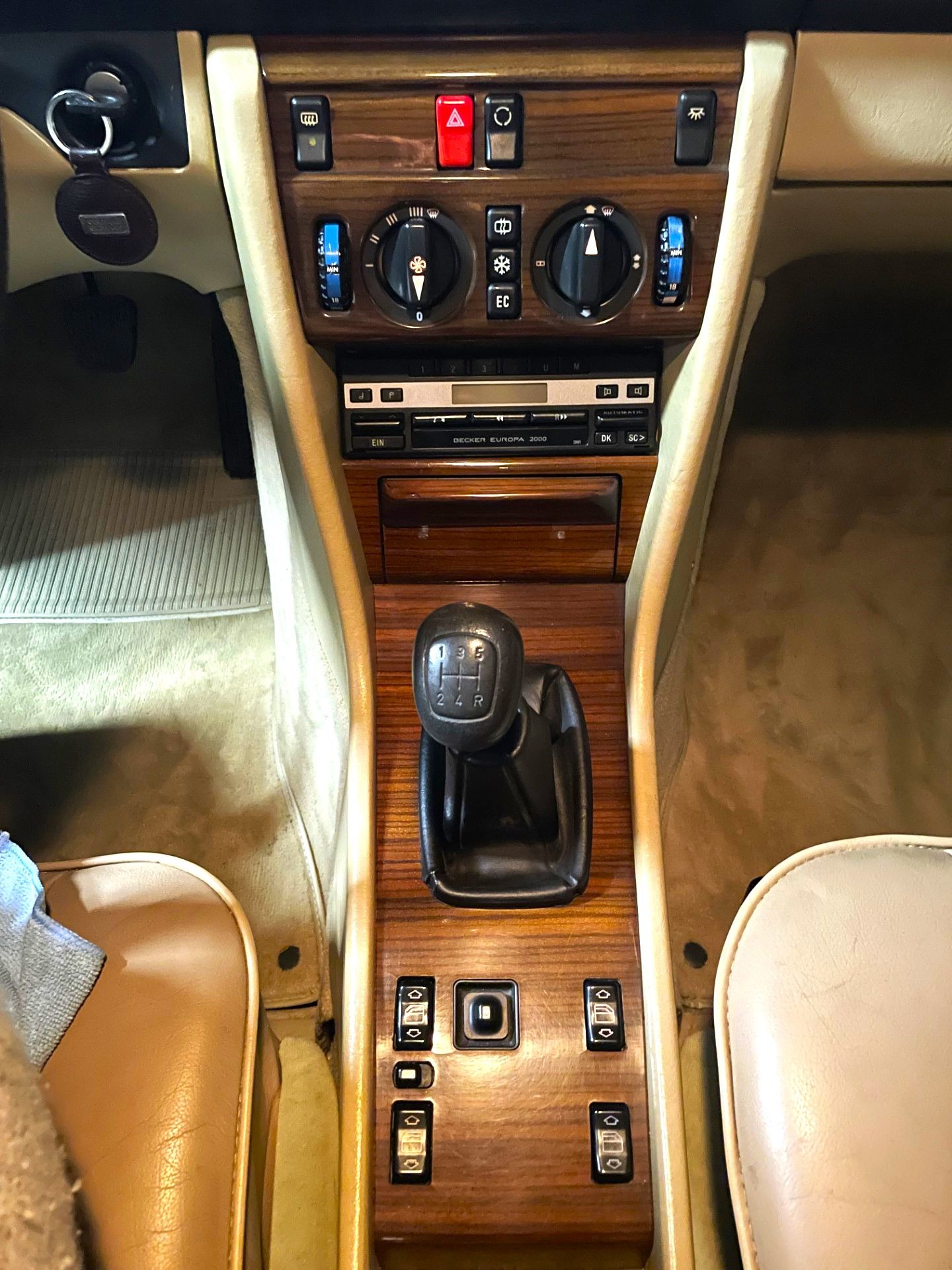 Mercedes-Benz 230 E (W124), foto 9