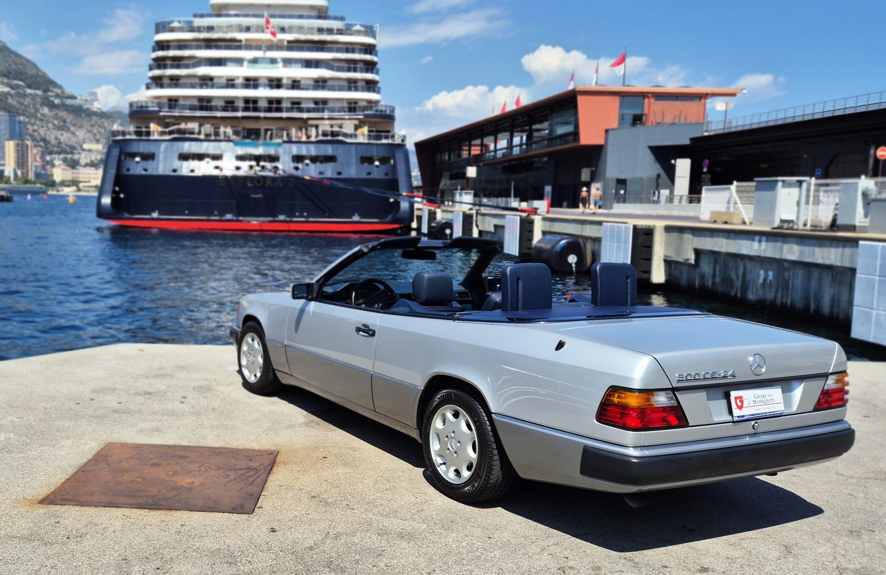 MERCEDES 300CE 24S CAB, 10 200 KMS, UNIQUE SUR LE MARCH, foto 2