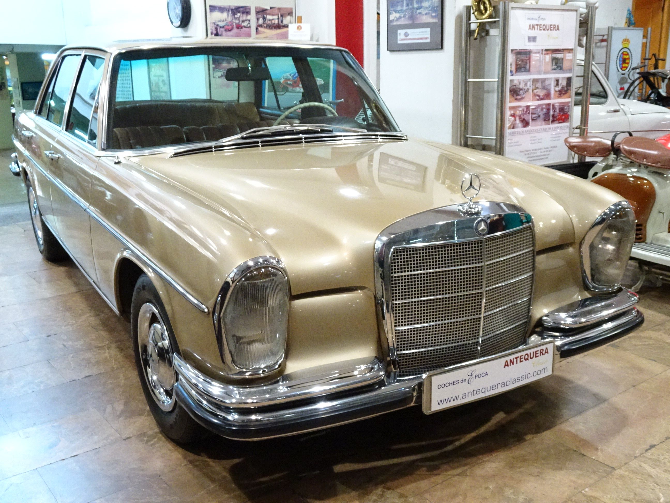 MERCEDES BENZ 250 SE W108 - 1967, foto 1