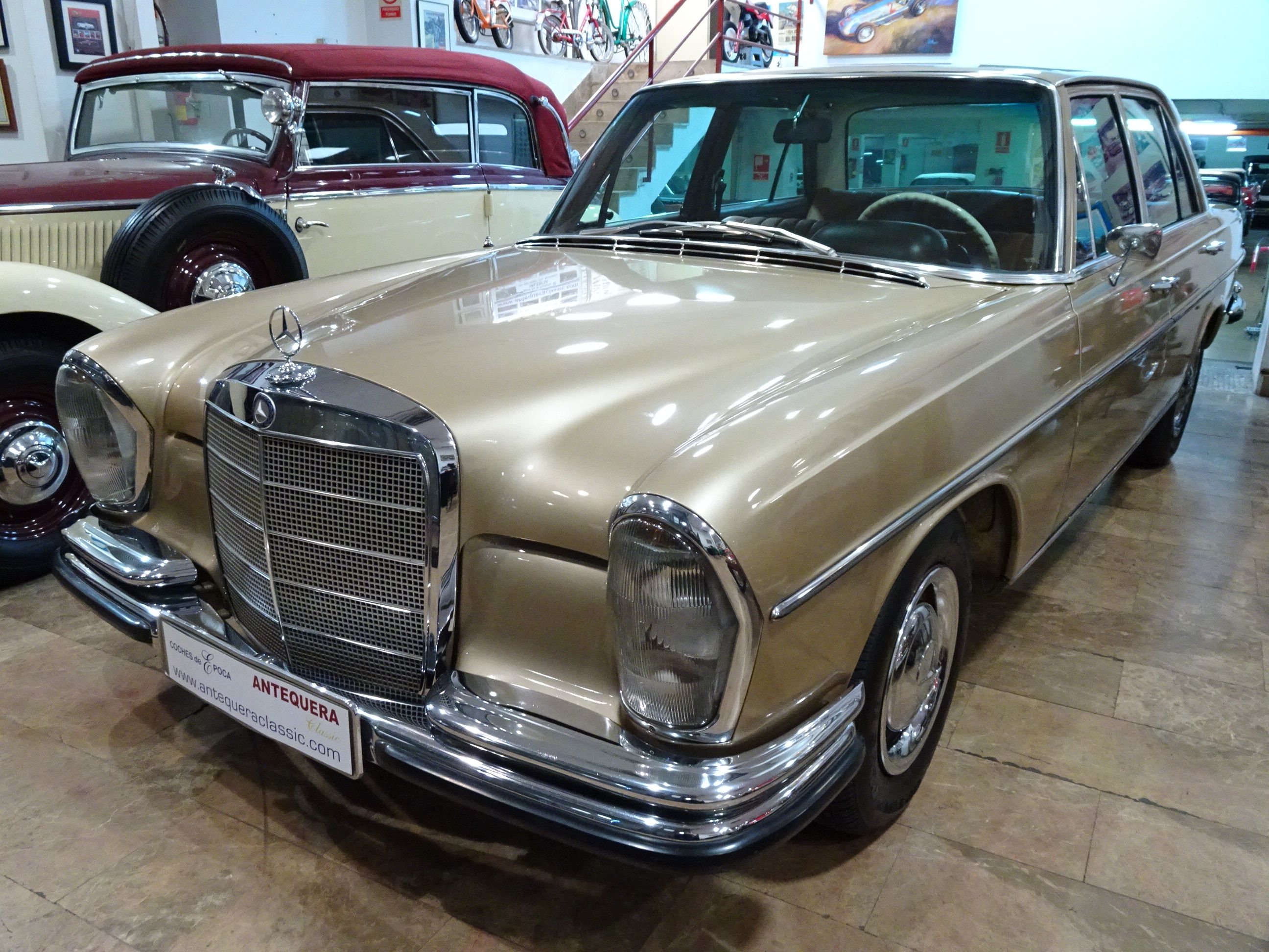MERCEDES BENZ 250 SE W108 - 1967, foto 3