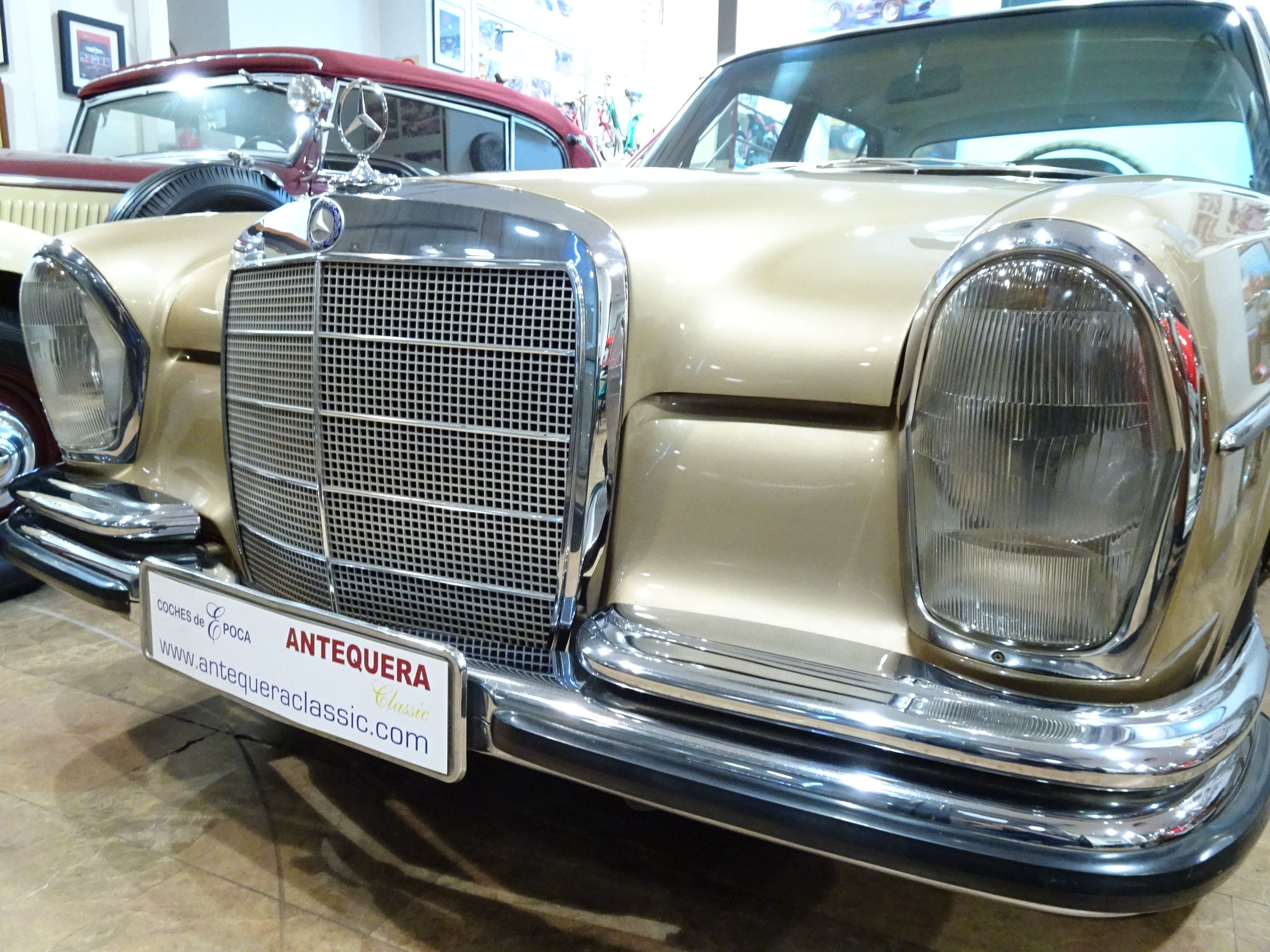 MERCEDES BENZ 250 SE W108 - 1967, foto 4
